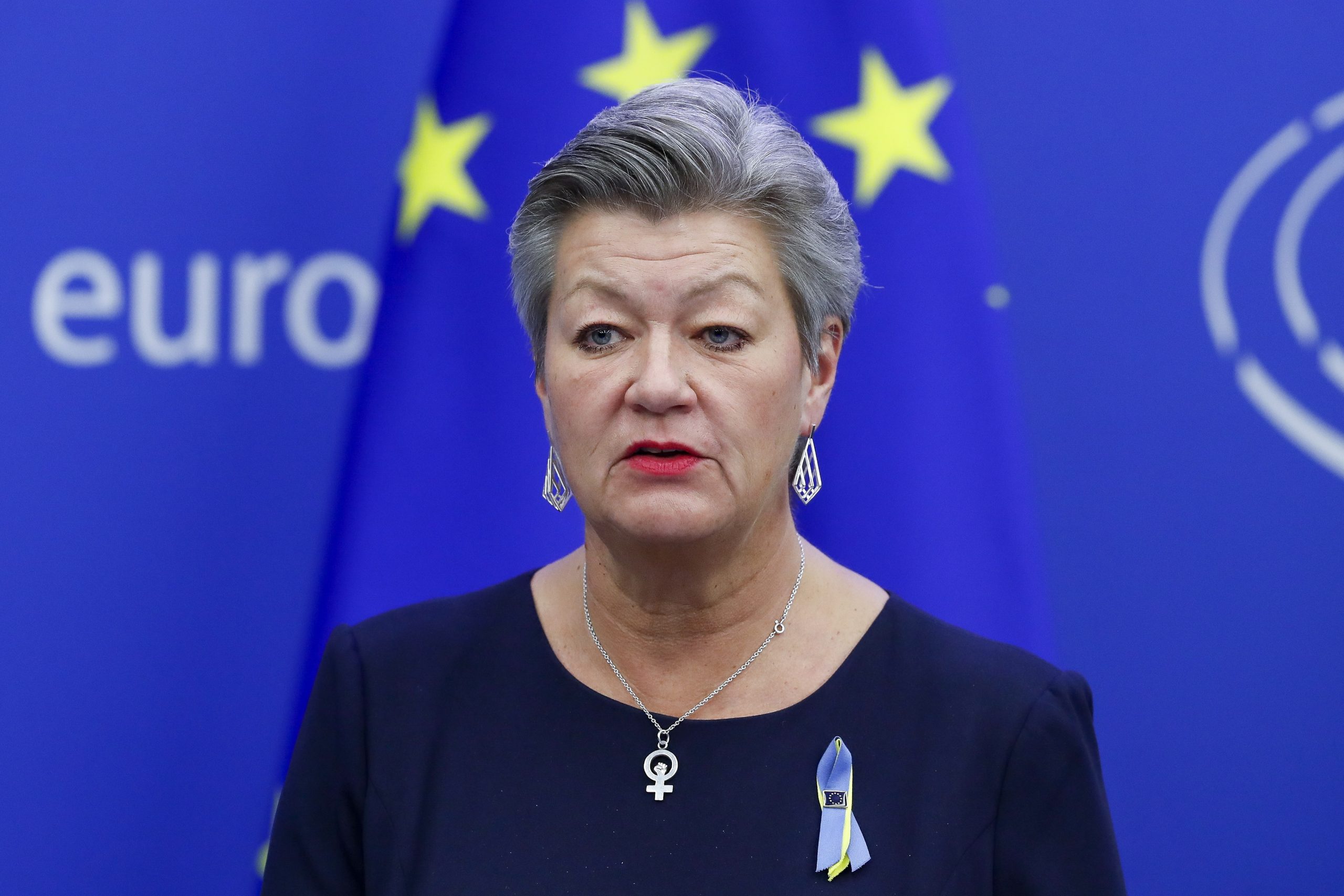 Kiev denuncia “inúmeros casos” de violações de mulheres pelas forças russas