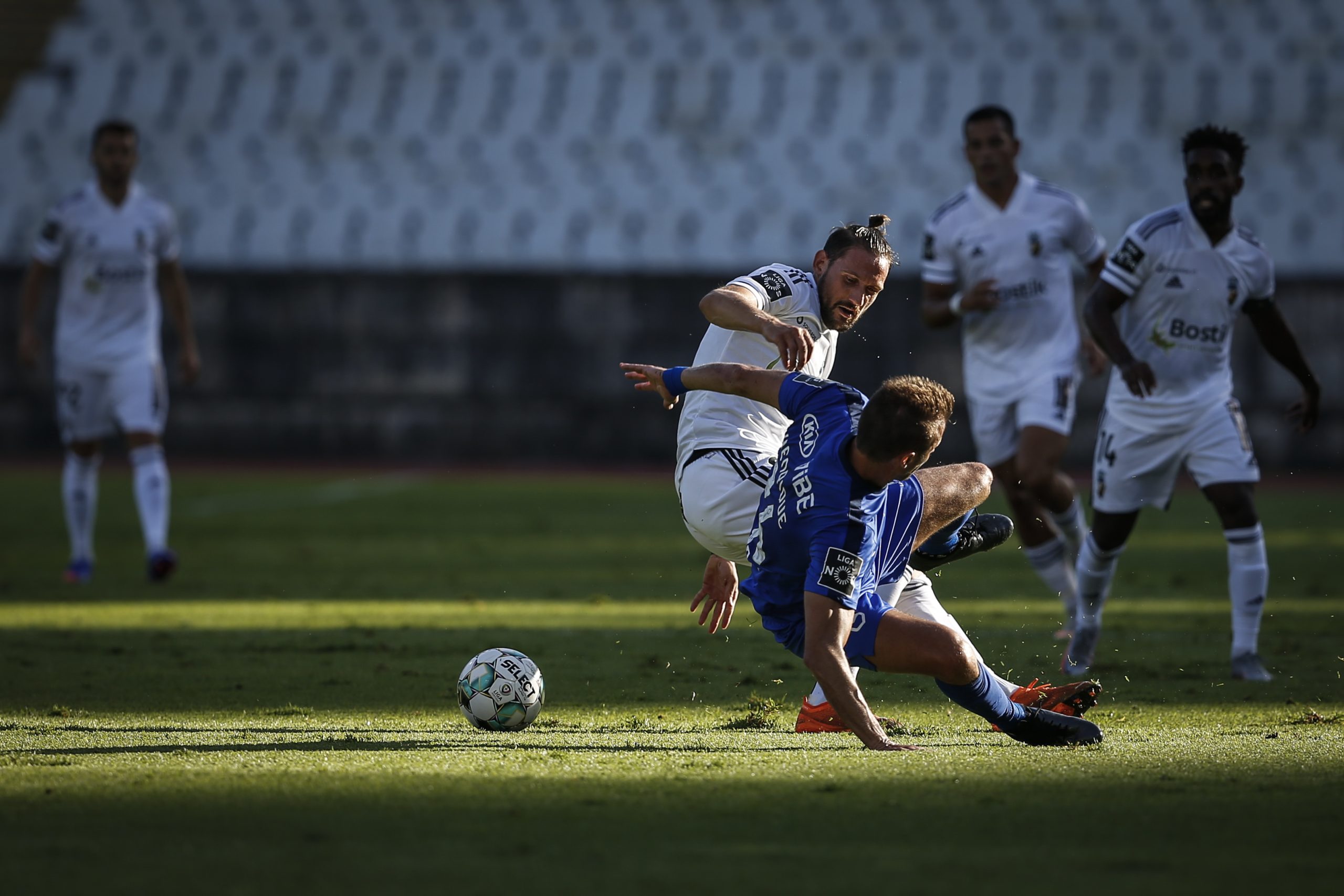 Belenenses SAD ‘arranca’ empate frente ao Farense no último lance do jogo