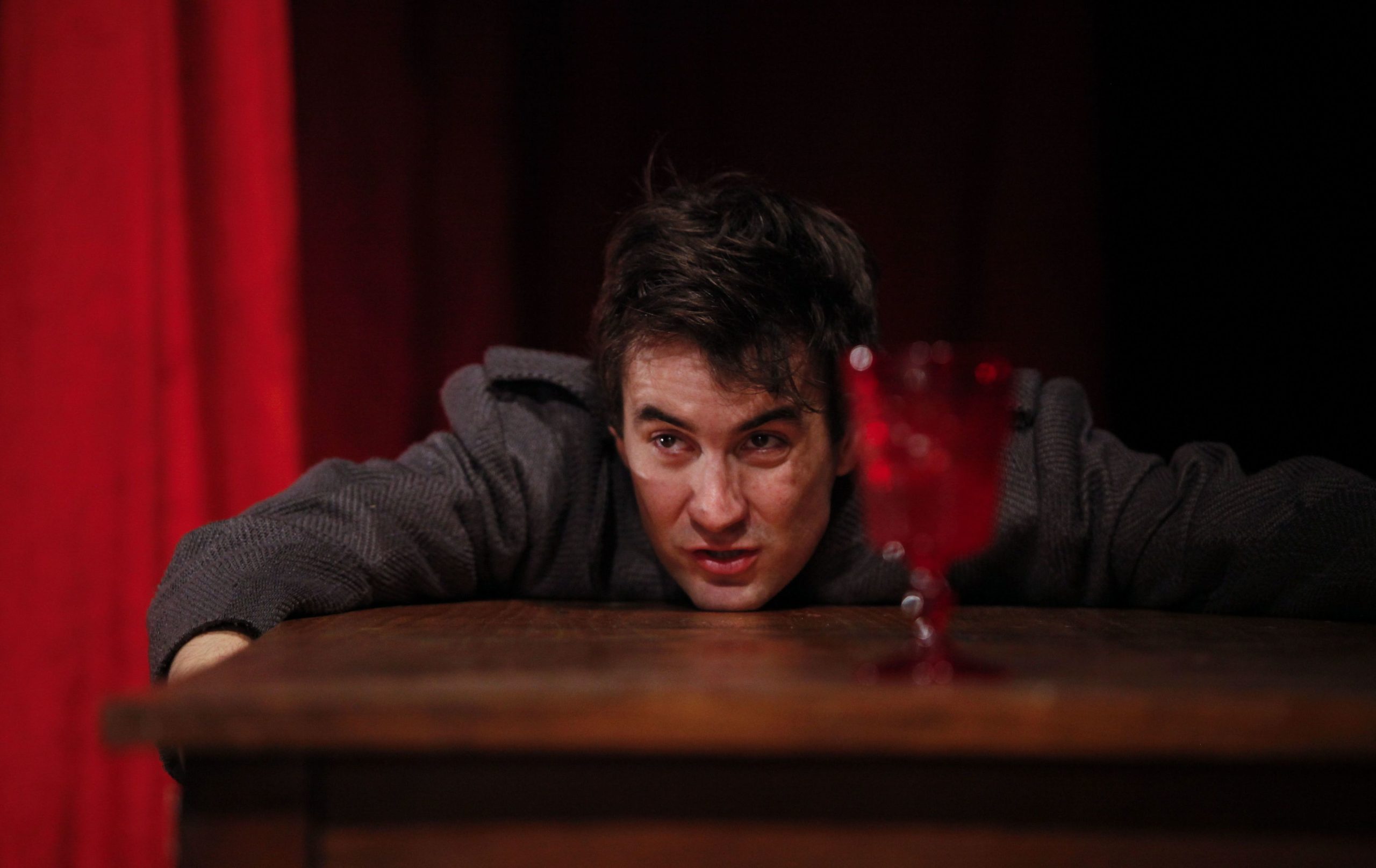 Ator Elmano Sancho estreia “Damas da Noite” na Sala Estúdio do Teatro D. Maria II