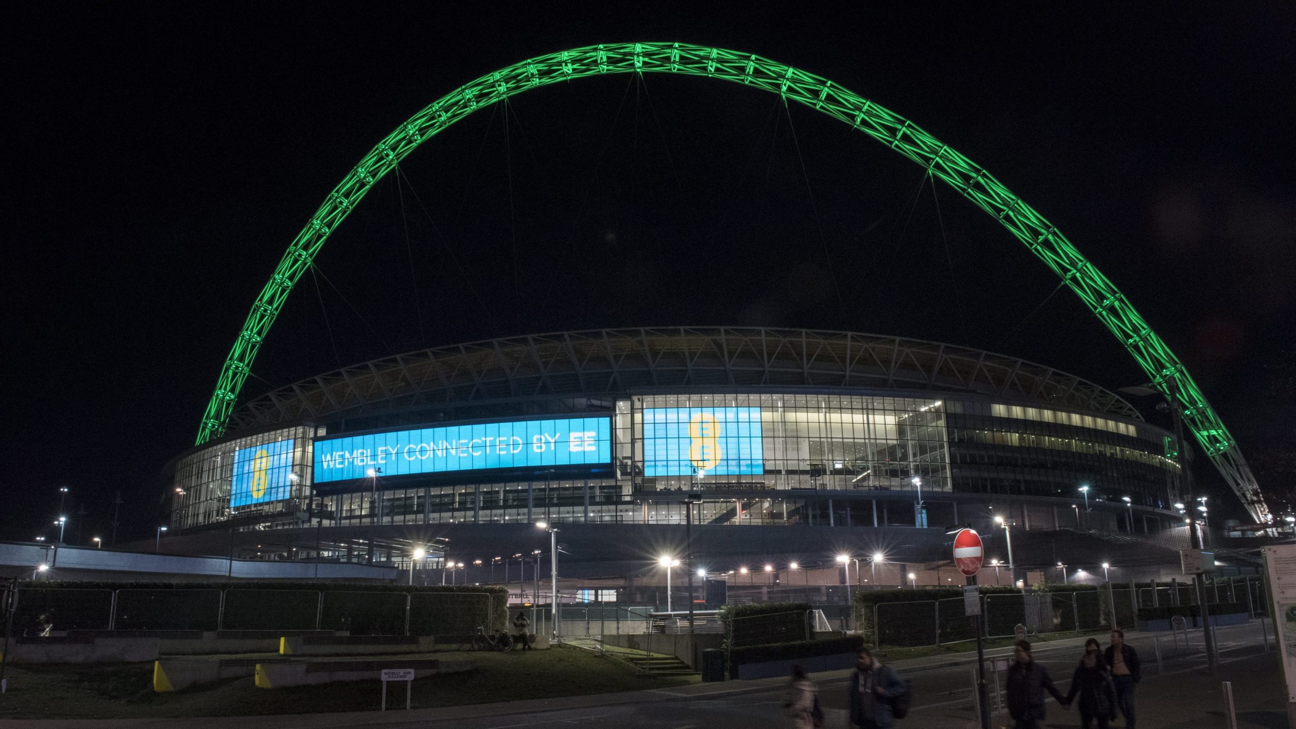 Federação inglesa aprova plano para vender Wembley