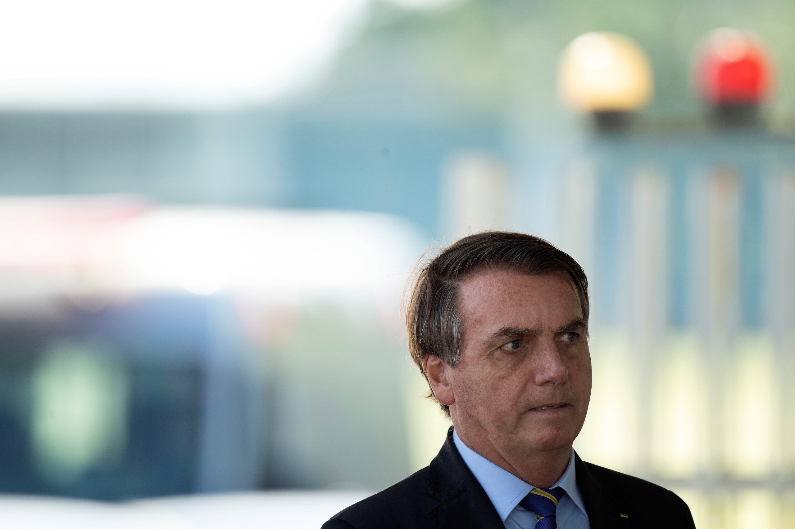 Covid-19: Bolsonaro nomeia oncologista para ministro da Saúde