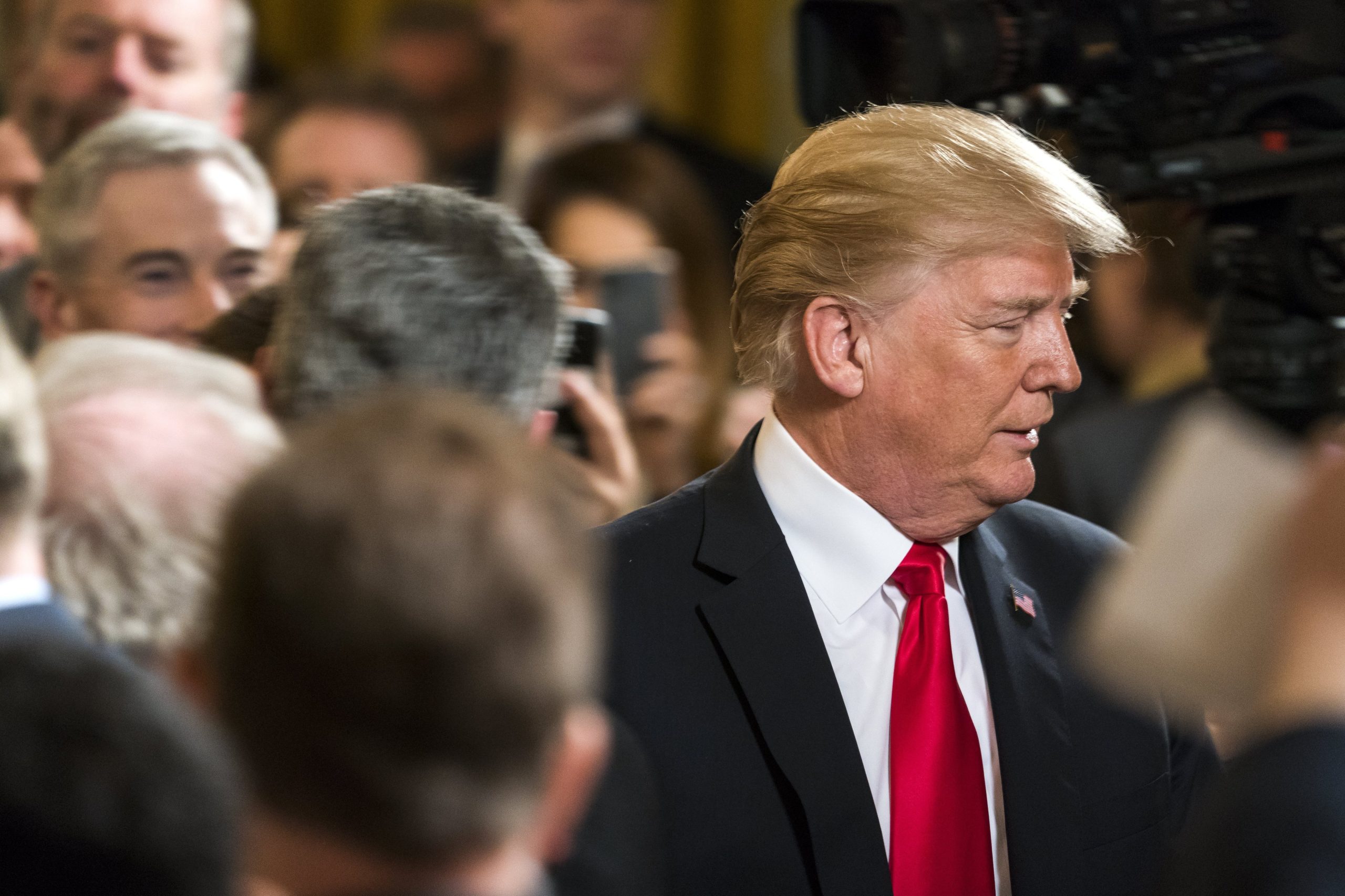 Trump diz que talvez EUA venham a ter Presidente vitalício