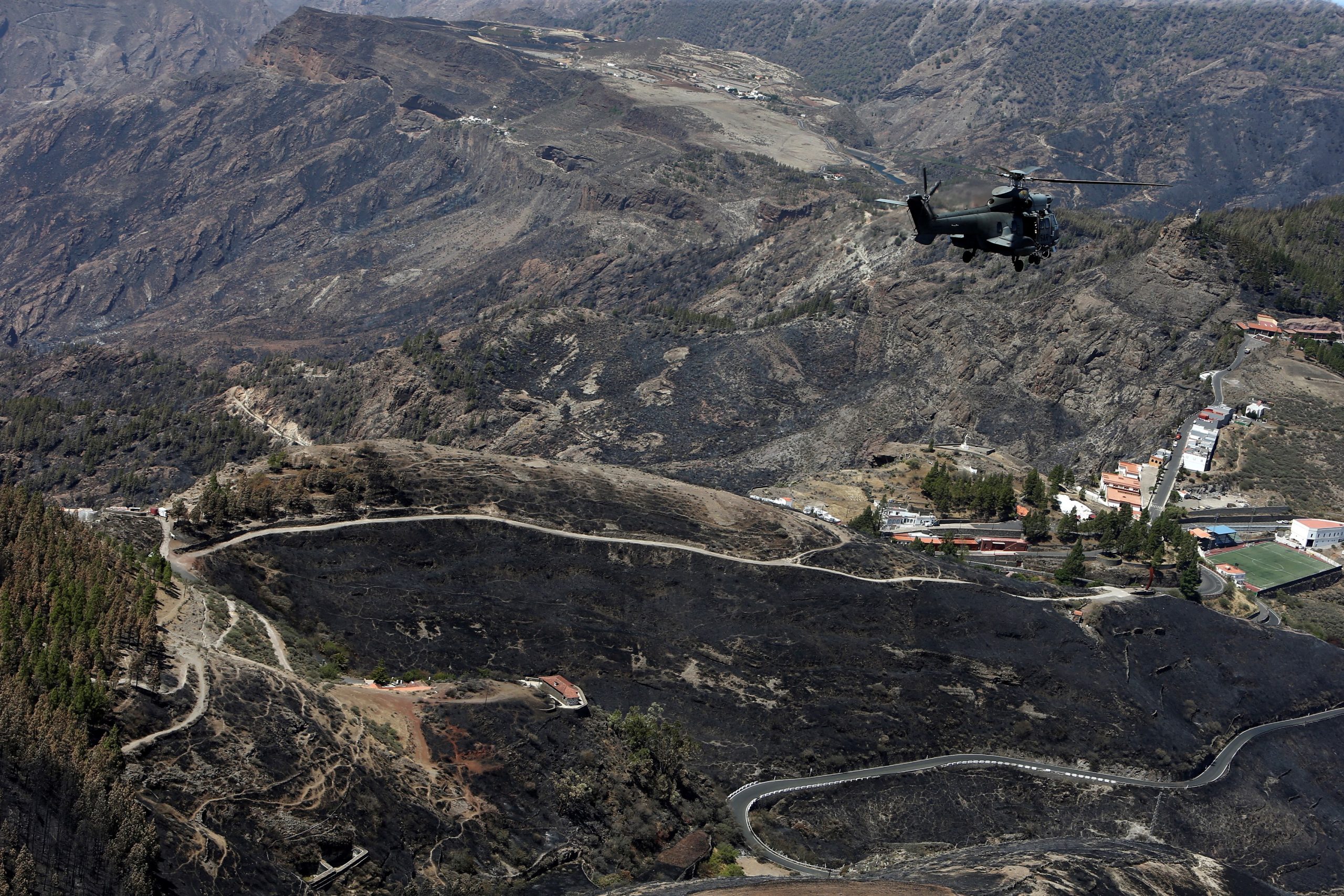 Espanha: Extinto incêndio florestal que lavrava na ilha Gran Canária há 15 dias