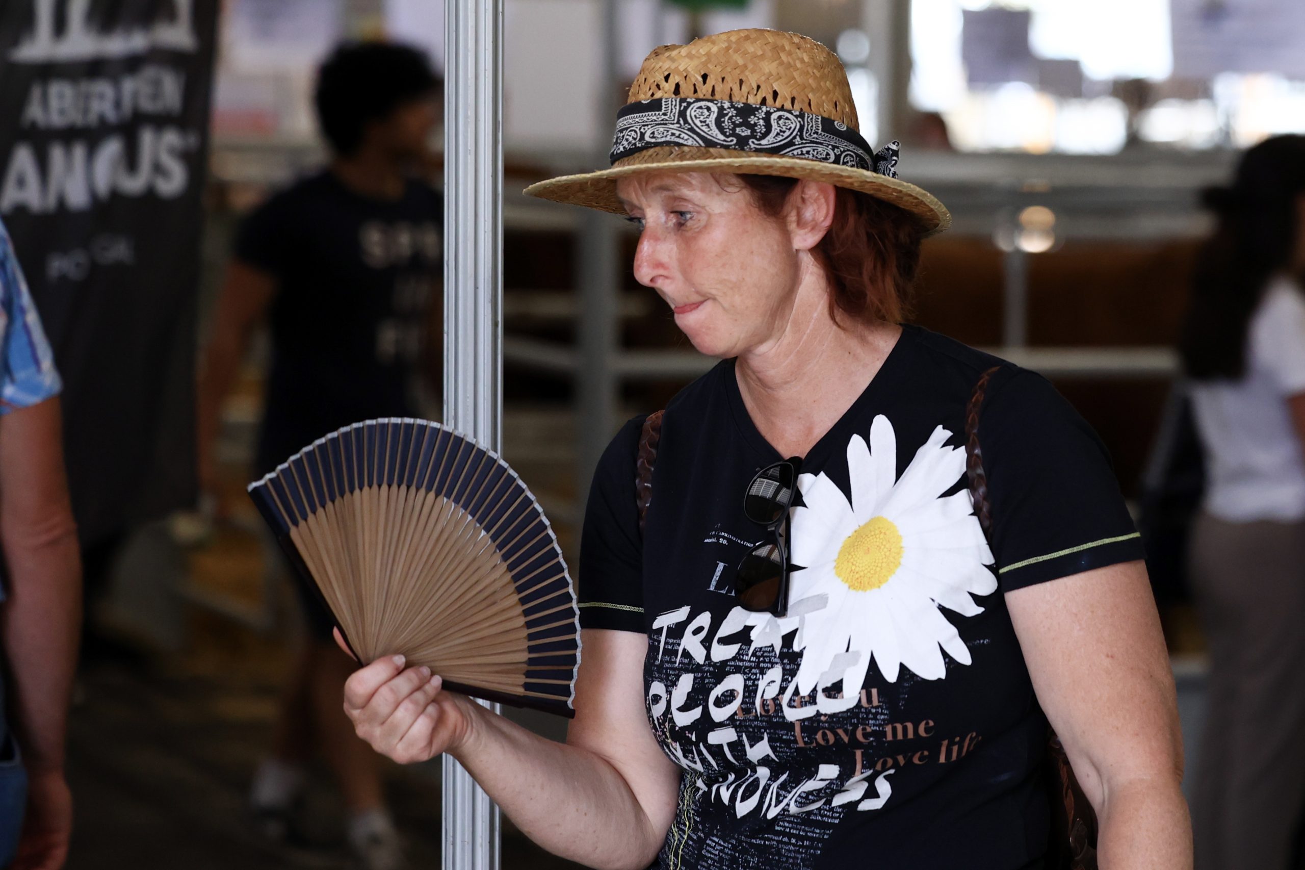 Pequena descida das temperaturas, mas ainda há cinco distritos com aviso amarelo devido ao calor