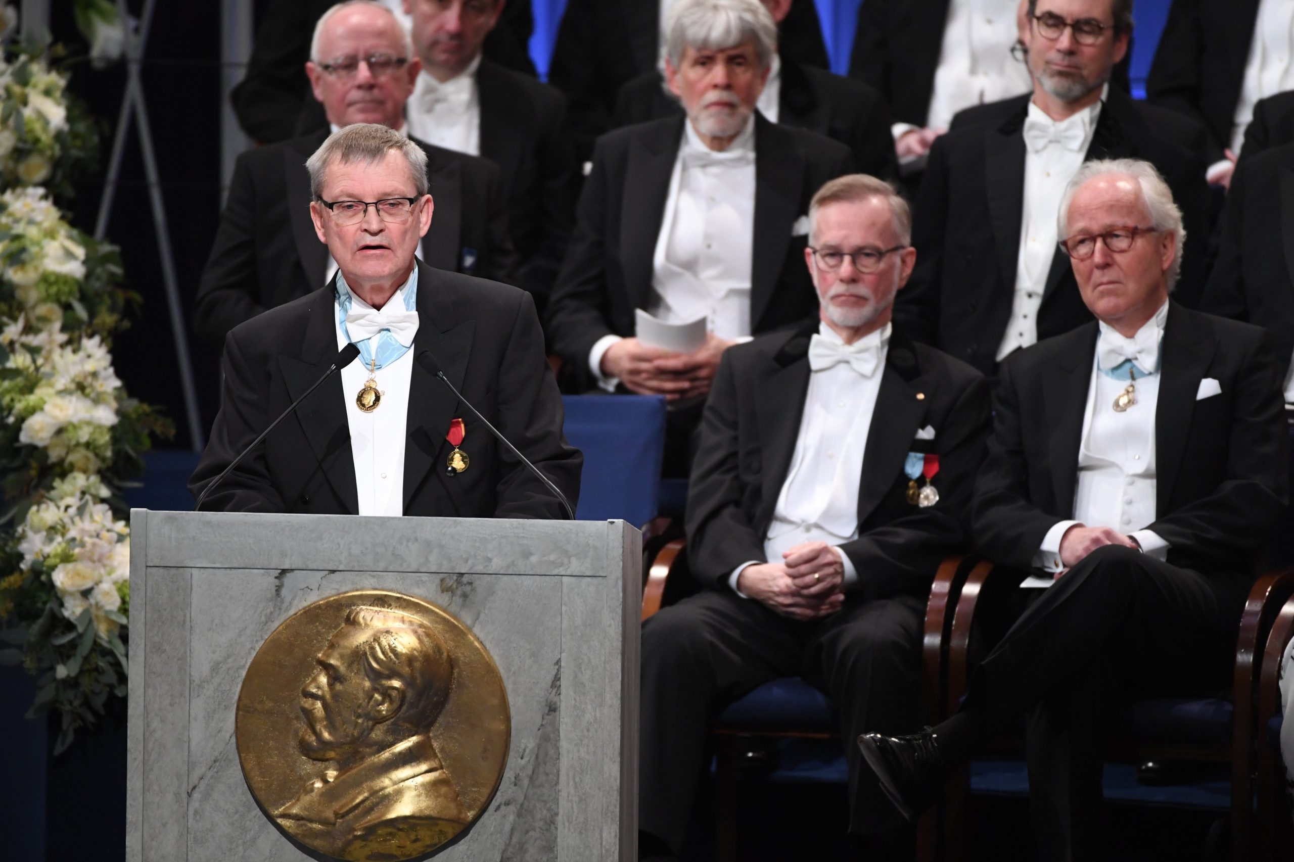 Academia Sueca pondera não conceder Nobel da Literatura este ano