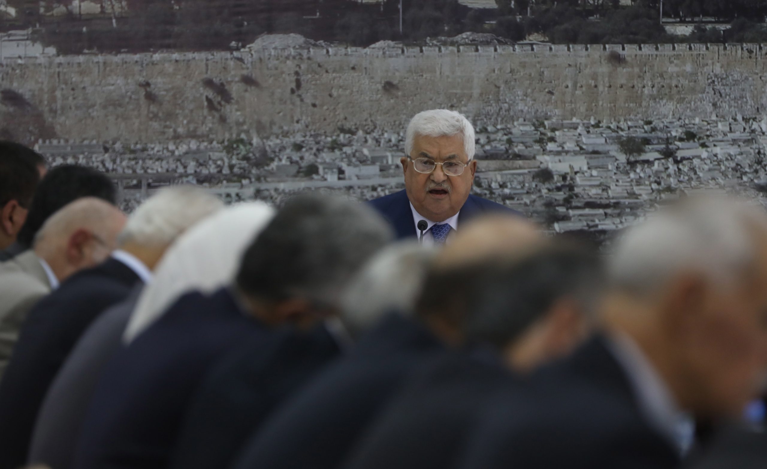 Abbas recusa aos Estados Unidos função de “mediador único” no Médio Oriente