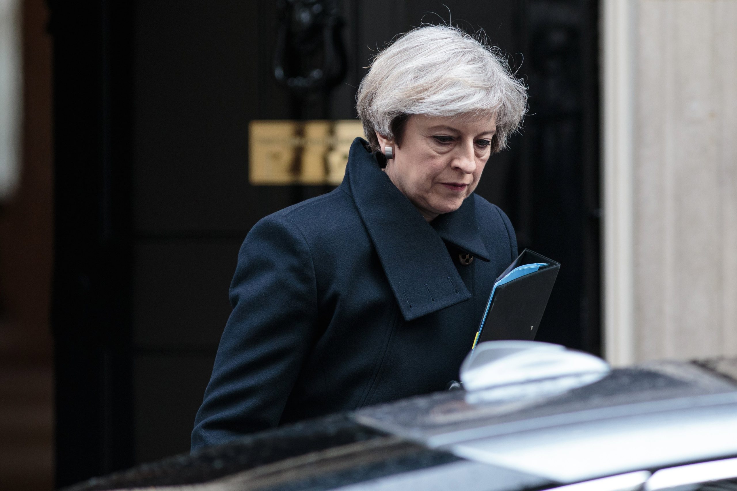 Trabalhistas vão votar a favor das eleições antecipadas. Veja aqui as reações ao anúncio inesperado de Theresa May