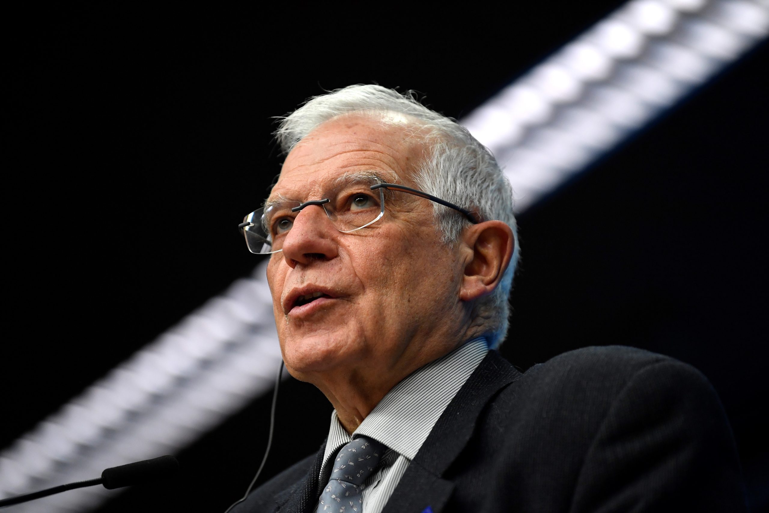Navalny: Borrell vai propor aos líderes europeus imposição de sanções à Rússia