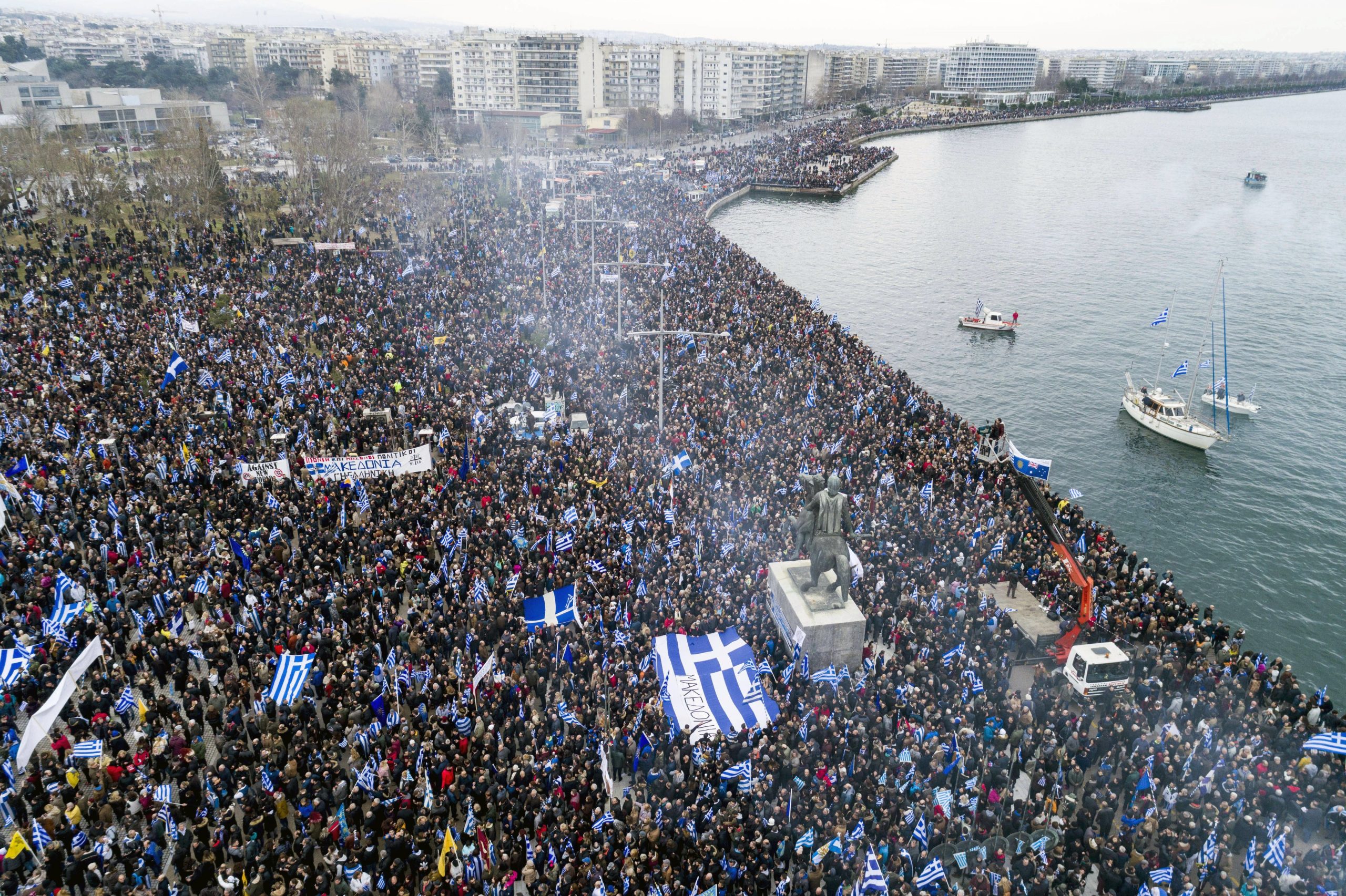 Diferendo sobre uso da palavra “Macedónia” leva milhares às ruas na Grécia
