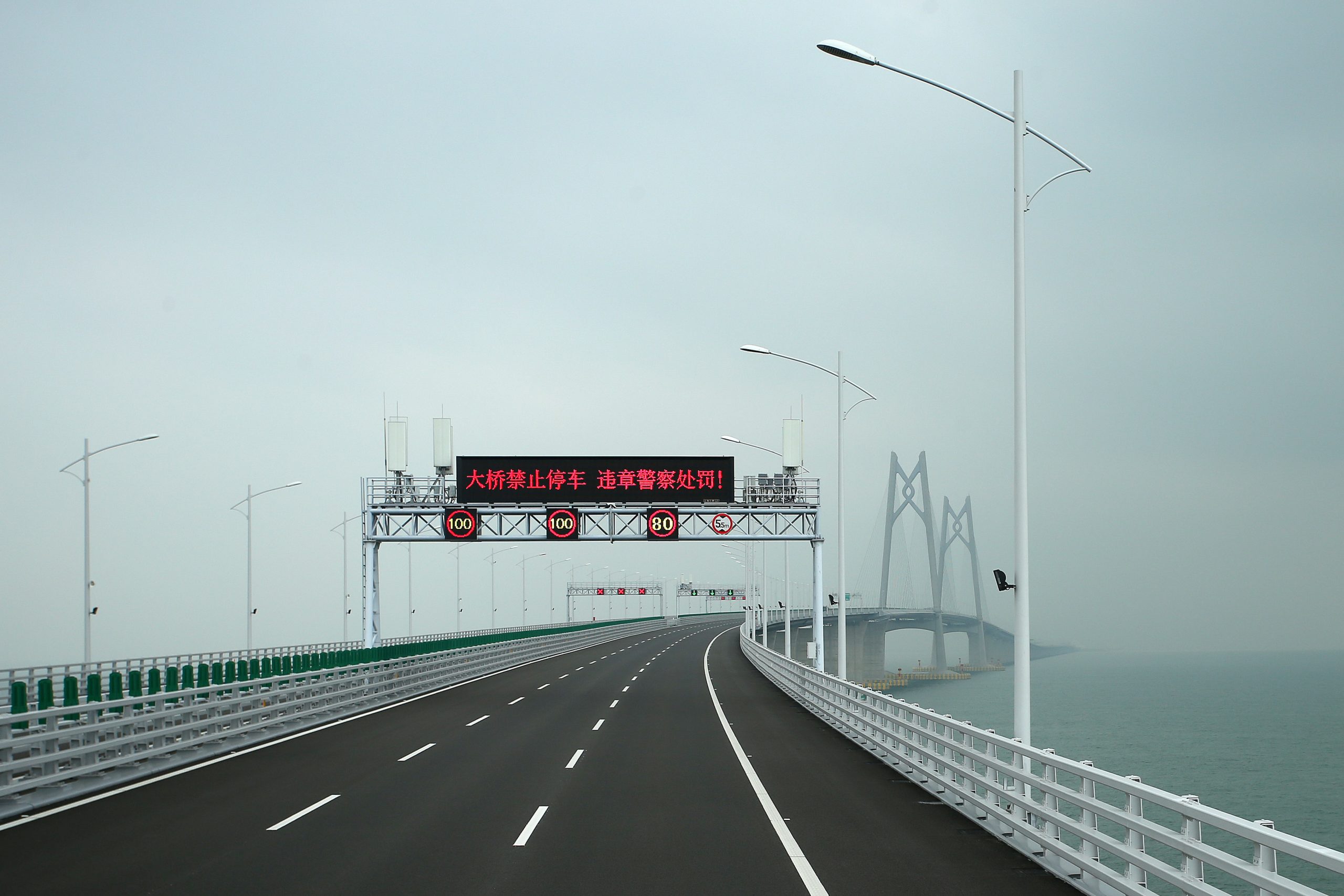 Universidade de Macau vai ajudar na manutenção da mega ponte que liga a Hong Kong