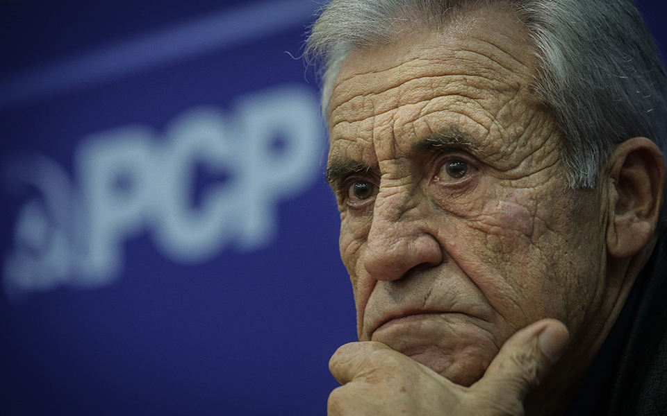 Montijo: Líder do PCP diz que Governo quer “apeadeiro” e “aeroportozinho”