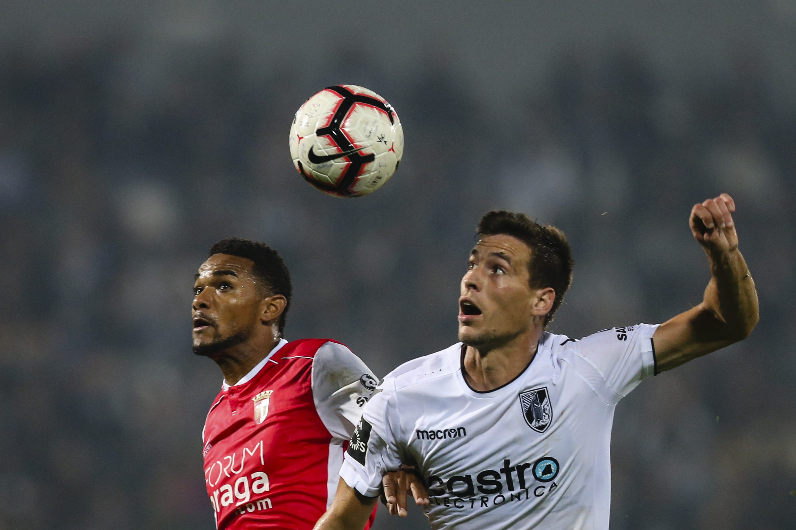Sporting de Braga empata em Guimarães e assume liderança