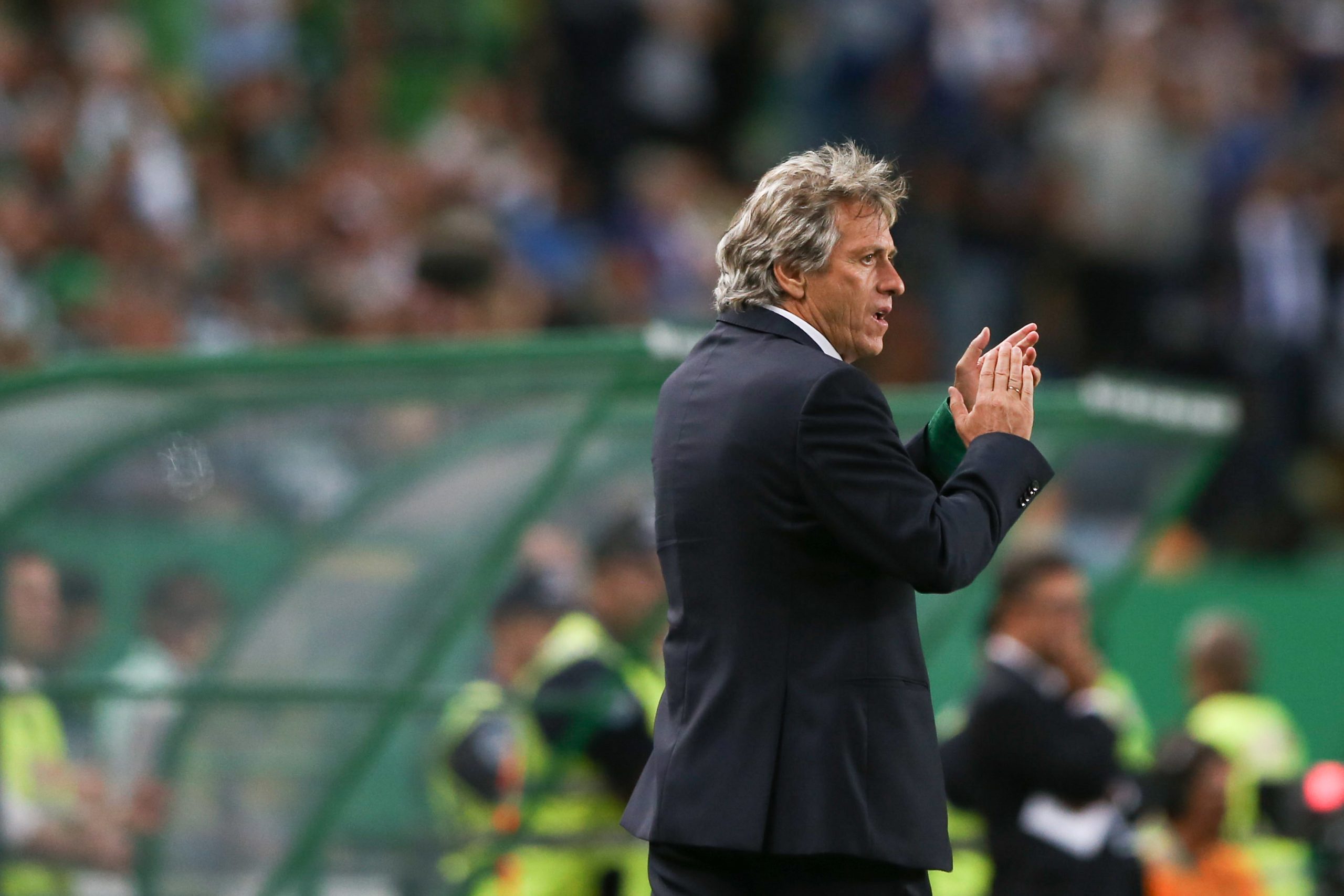 Jorge Jesus mantém convocatória para visita ao Rio Ave