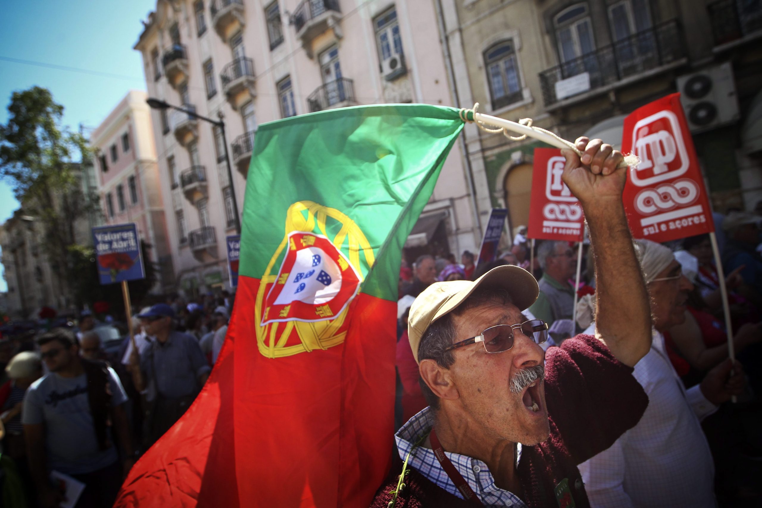 1º de Maio: CGTP ruma à Alameda, em Lisboa, e UGT comemora em Viana do Castelo