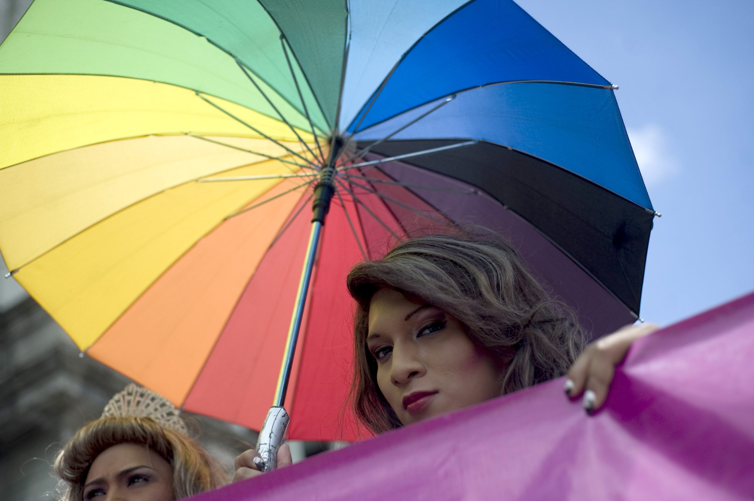 Vai nascer um serviço de apoio para situações de violência contra pessoas LGBTI