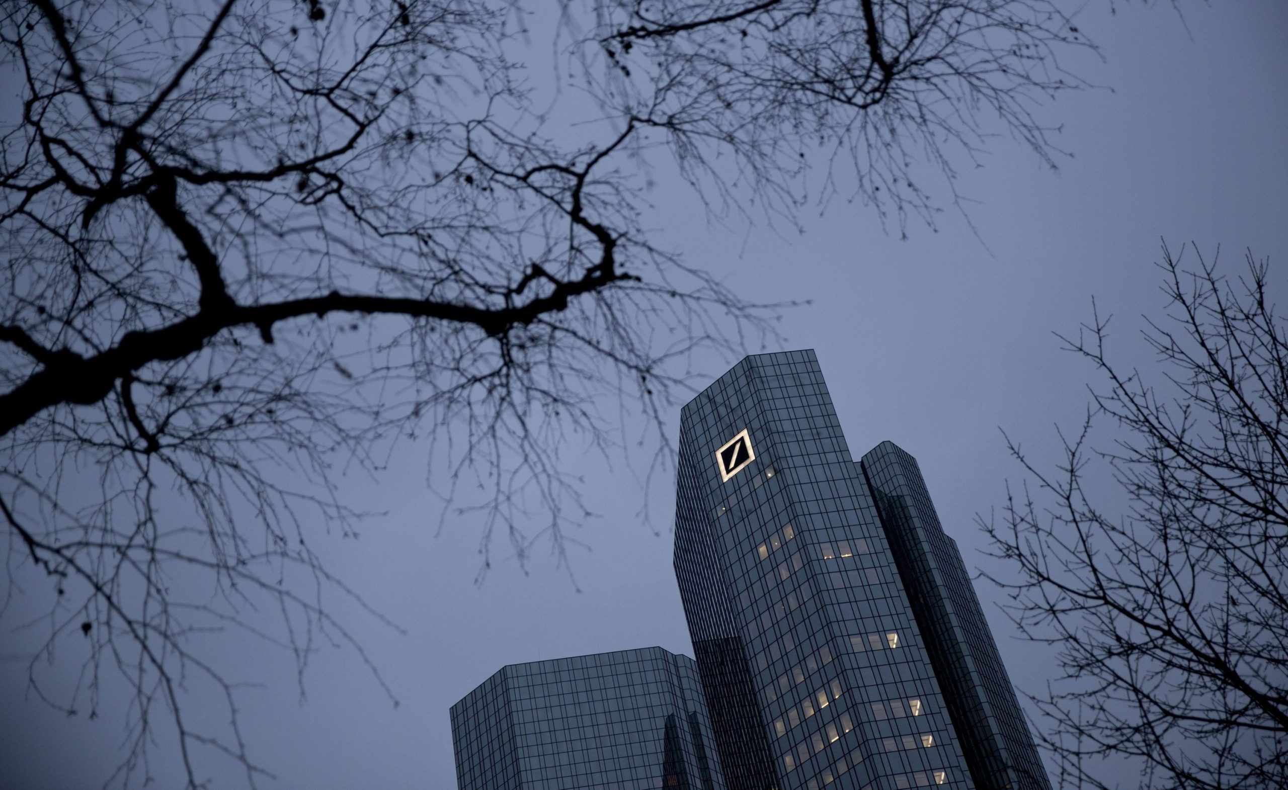 Trabalhadores portugueses do Deutsche Bank fora do acordo coletivo dos bancários