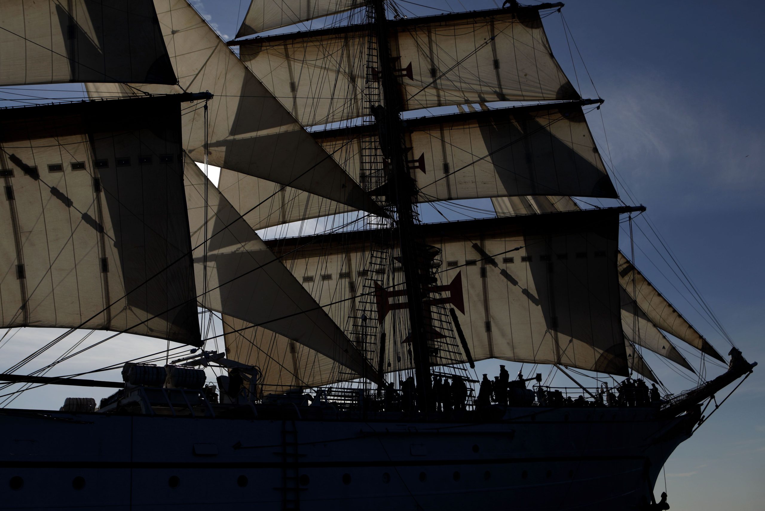 The Tall Ships Races: navio-escola Sagres está atrasado, mas deverá participar no desfile de domingo