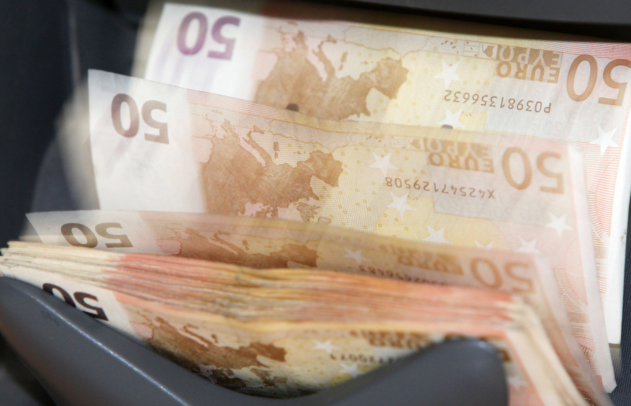 Subida do salário mínimo dá mais 31,15 euros líquidos por mês aos trabalhadores