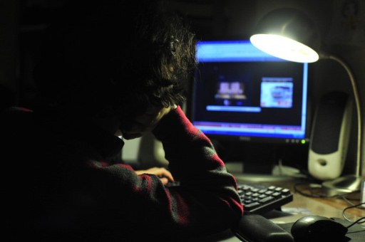 Maioria dos alunos não consegue usar computador de forma autónoma, diz estudo