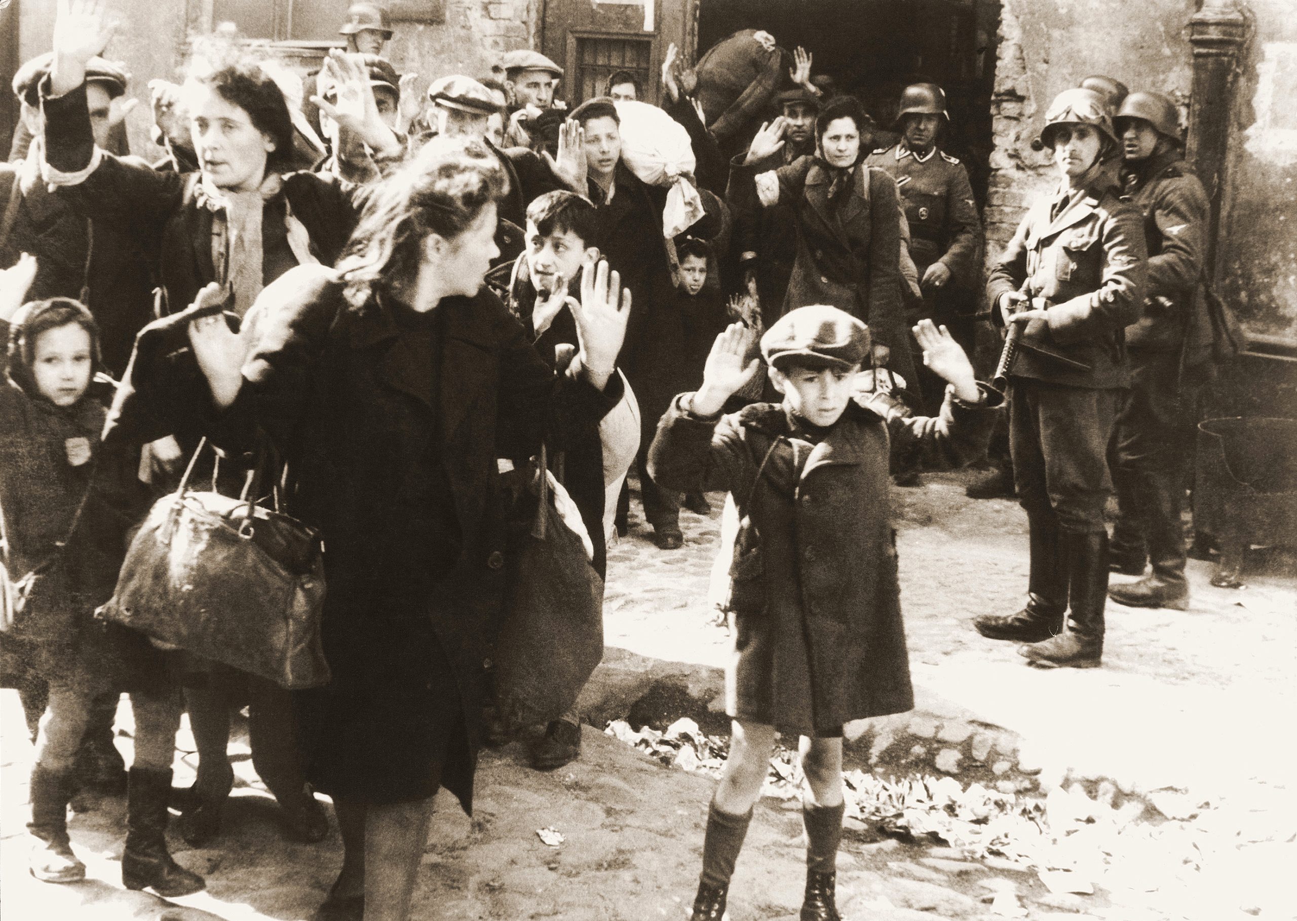 Escolas portuguesas recebem recomendações para o ensino sobre o Holocausto