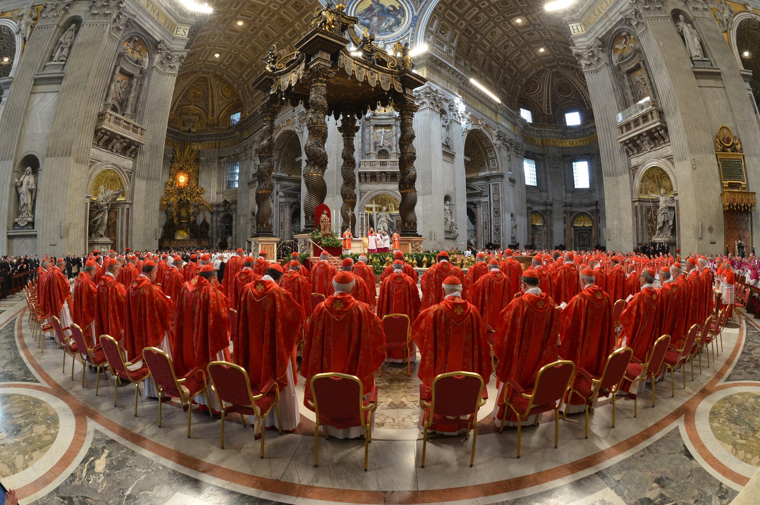 Conclave. Uma igreja dividida entre o regresso ao futuro e o regresso ao passado