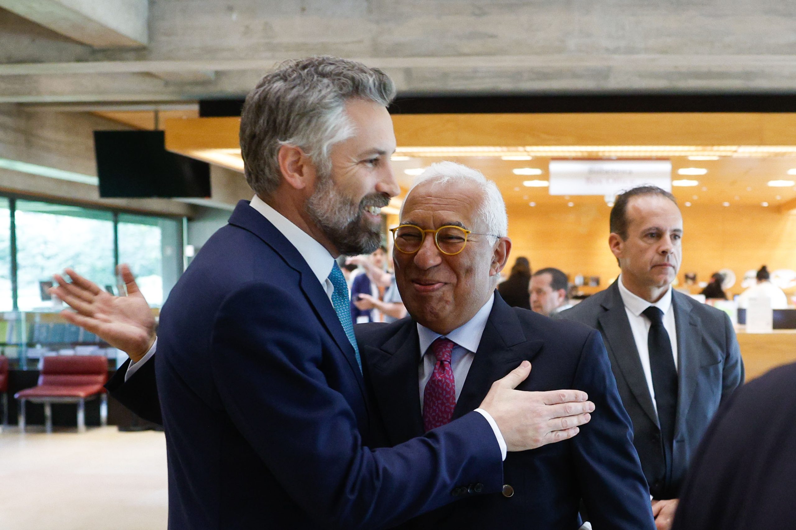 Pedro Nuno quer explicações da PGR sobre divulgação de escutas a Costa