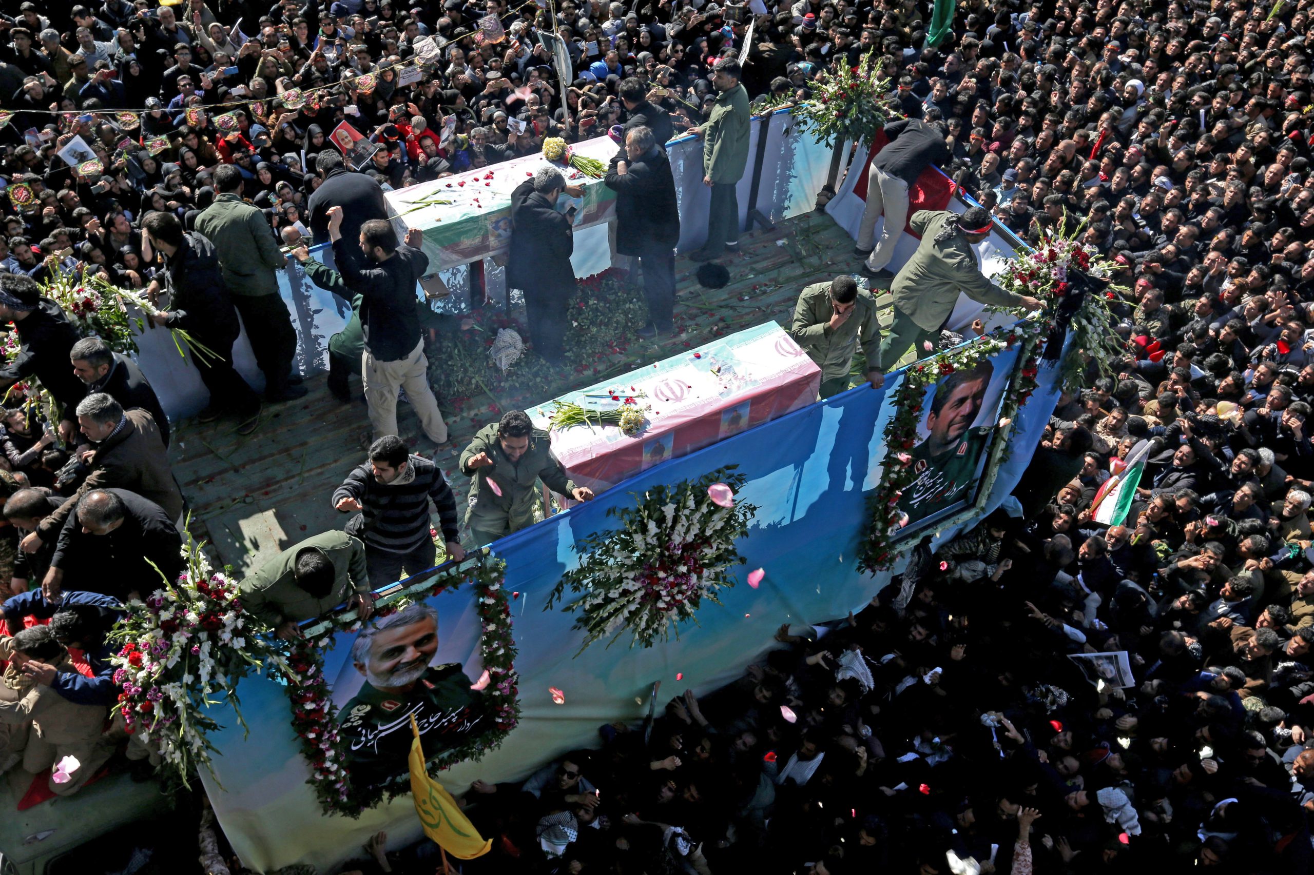 Irão. Debandada no funeral de Soleimani deixa 56 mortos e mais de 210 feridos