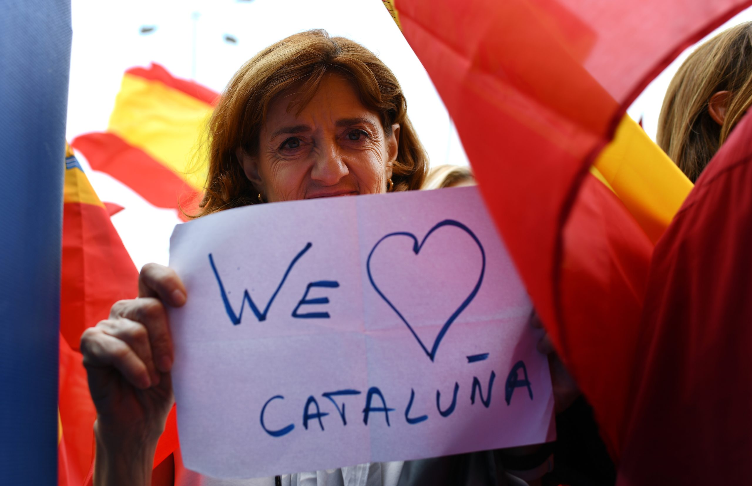 Referendo na Catalunha: Mais de 300 feridos nos distúrbios