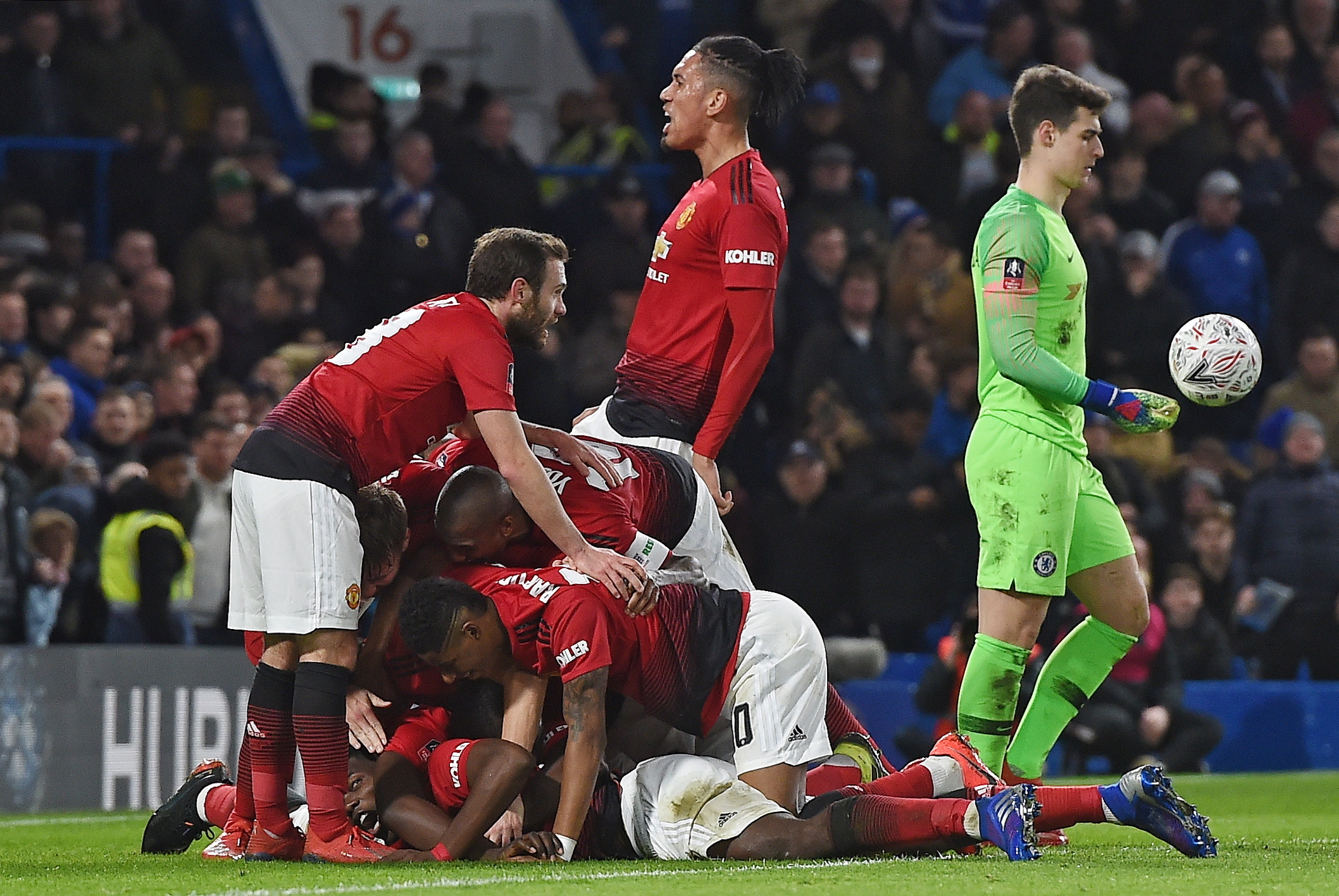 Manchester United afasta Chelsea e enfrenta ‘Wolves’ na Taça de Inglaterra