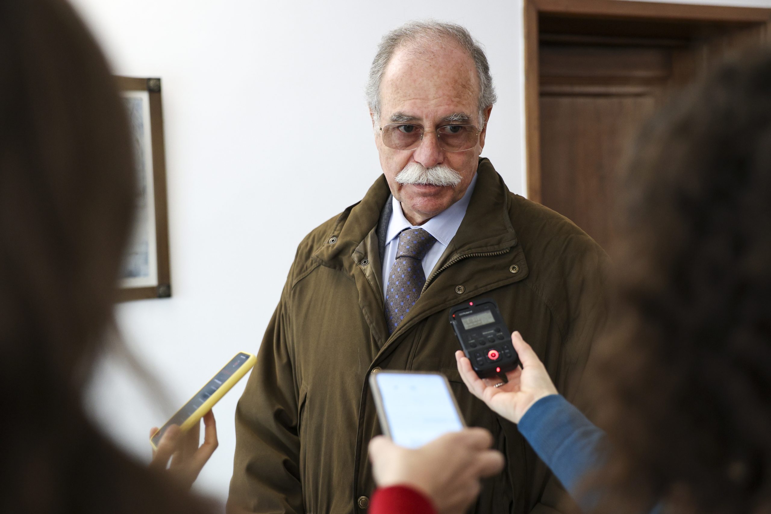 Agricultores acusam ministra de mentir e pedem intervenção de Costa