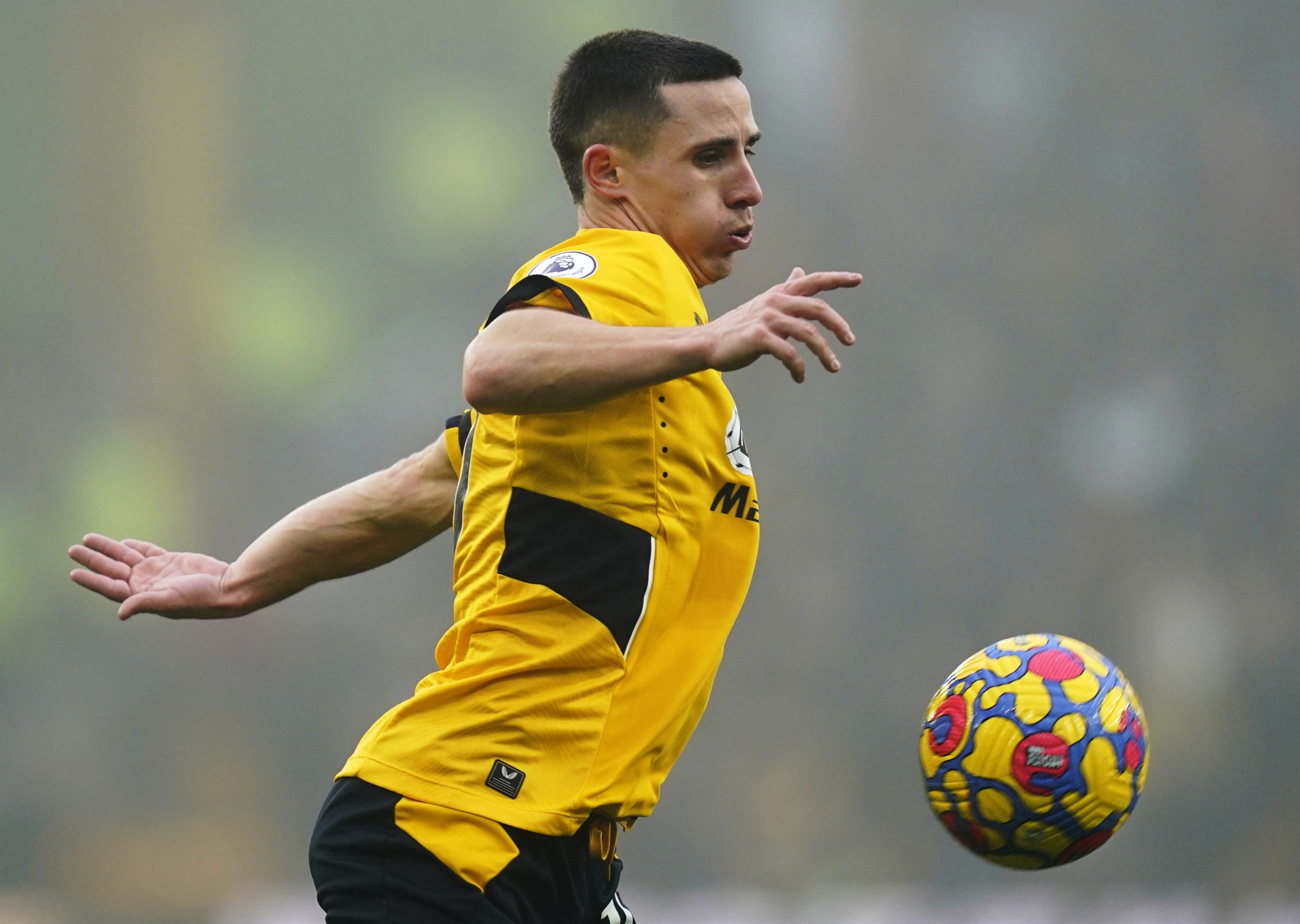 Daniel Podence dá vitória ao Wolverhampton, Brighton agudiza crise do Liverpool
