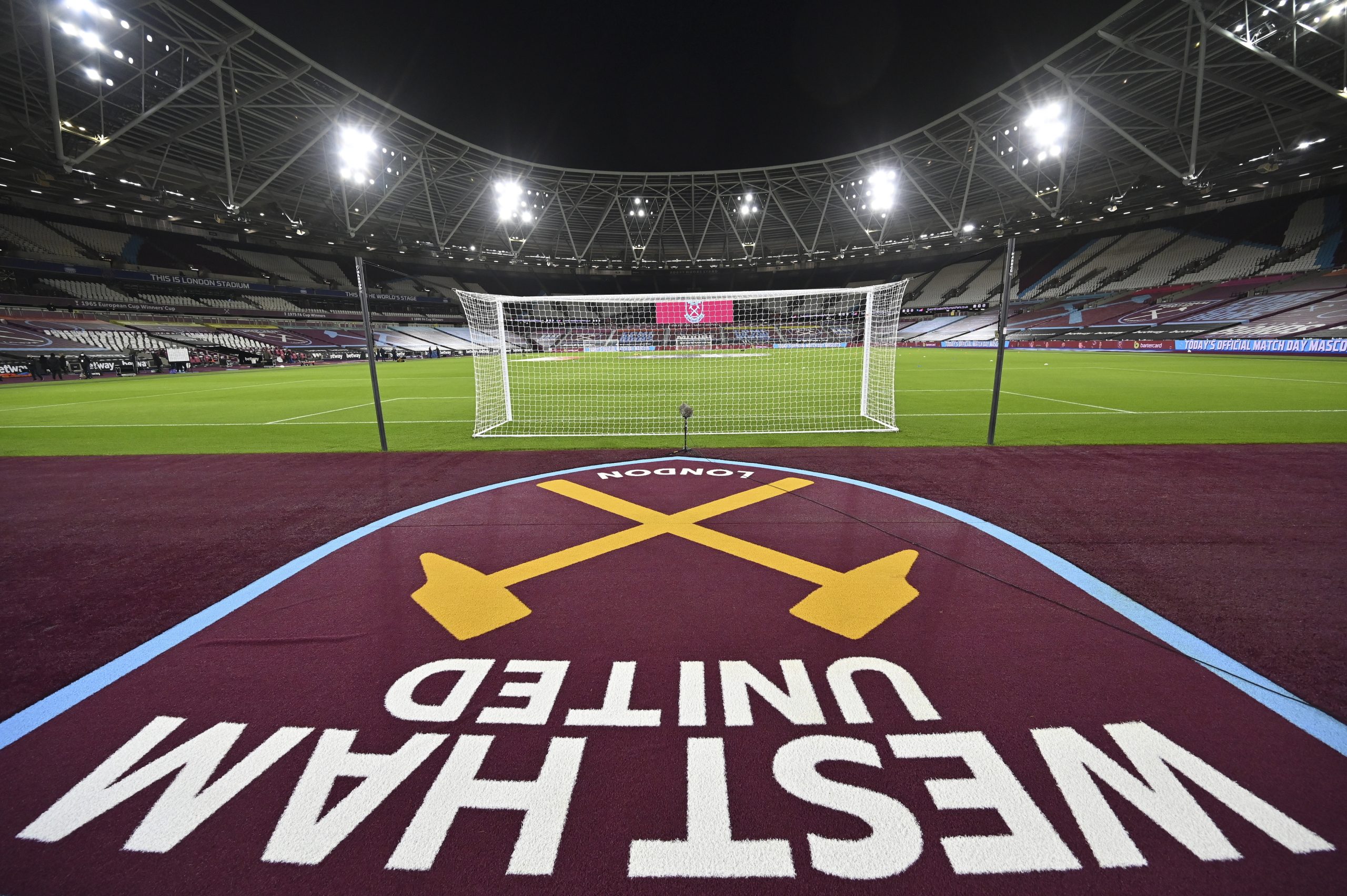 West Ham empresta português Gonçalo Cardoso ao Basileia até 2022