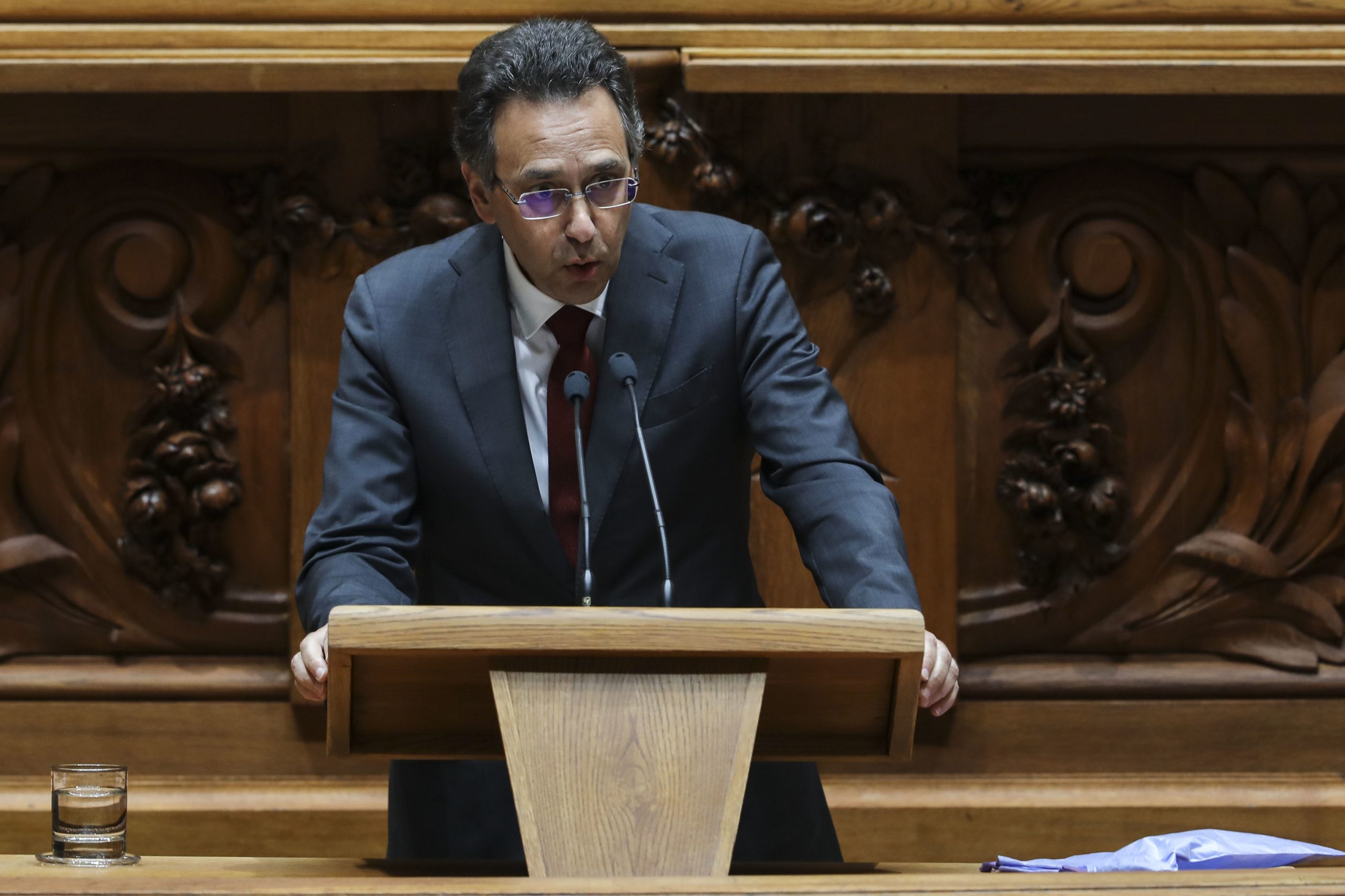 Porfírio Silva admite “papel positivo” de Ana Gomes se não se centrar no ataque a Costa