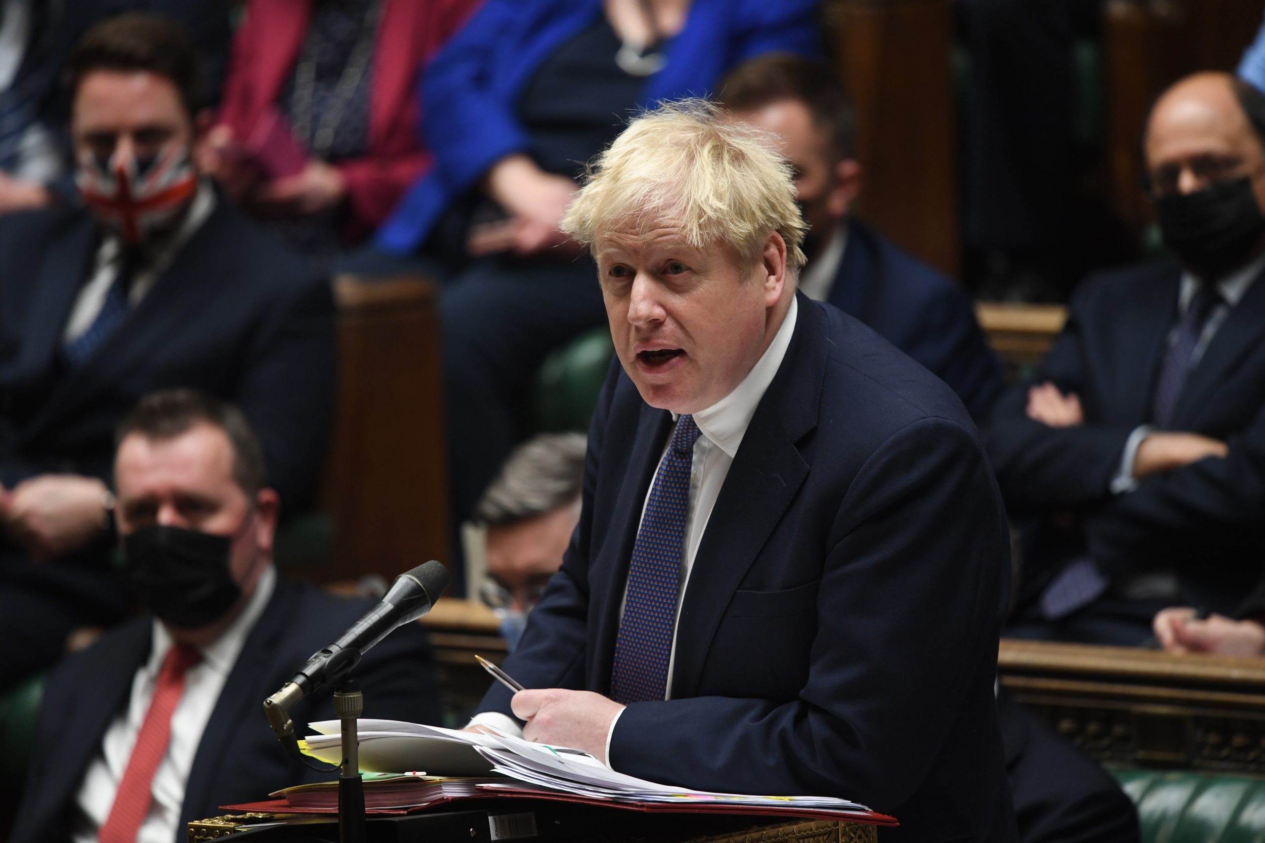 Boris Johnson admite que esteve em festa polémica durante o confinamento de 2020 em Downing Street – e pede desculpa