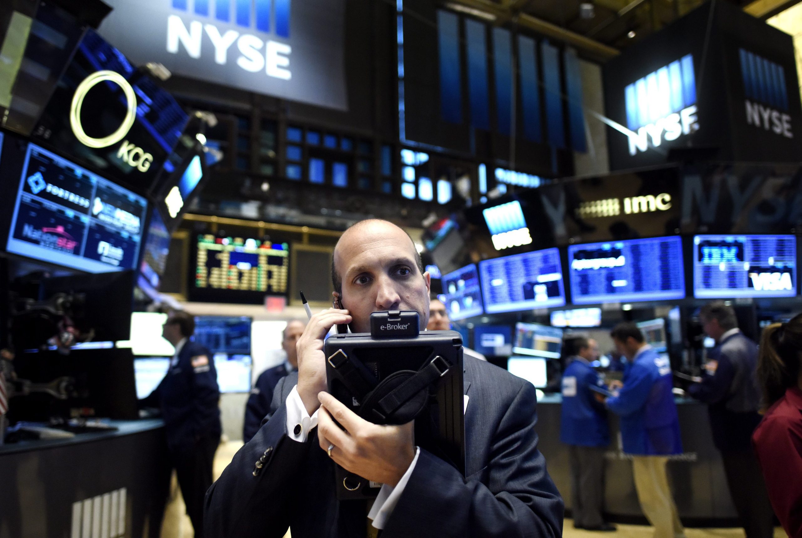 Wall Street fecha em alta com investidores animados com próxima época de resultados