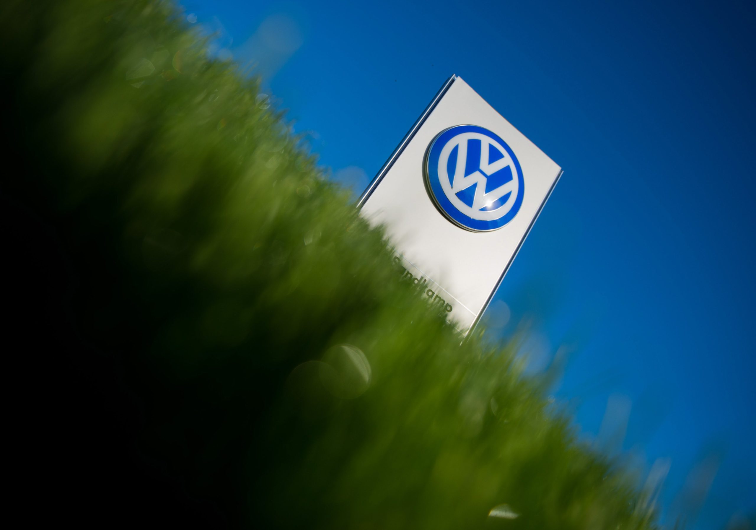 Volkswagen vai atualizar ‘software’ dos motores a diesel em todas as suas marcas na Europa