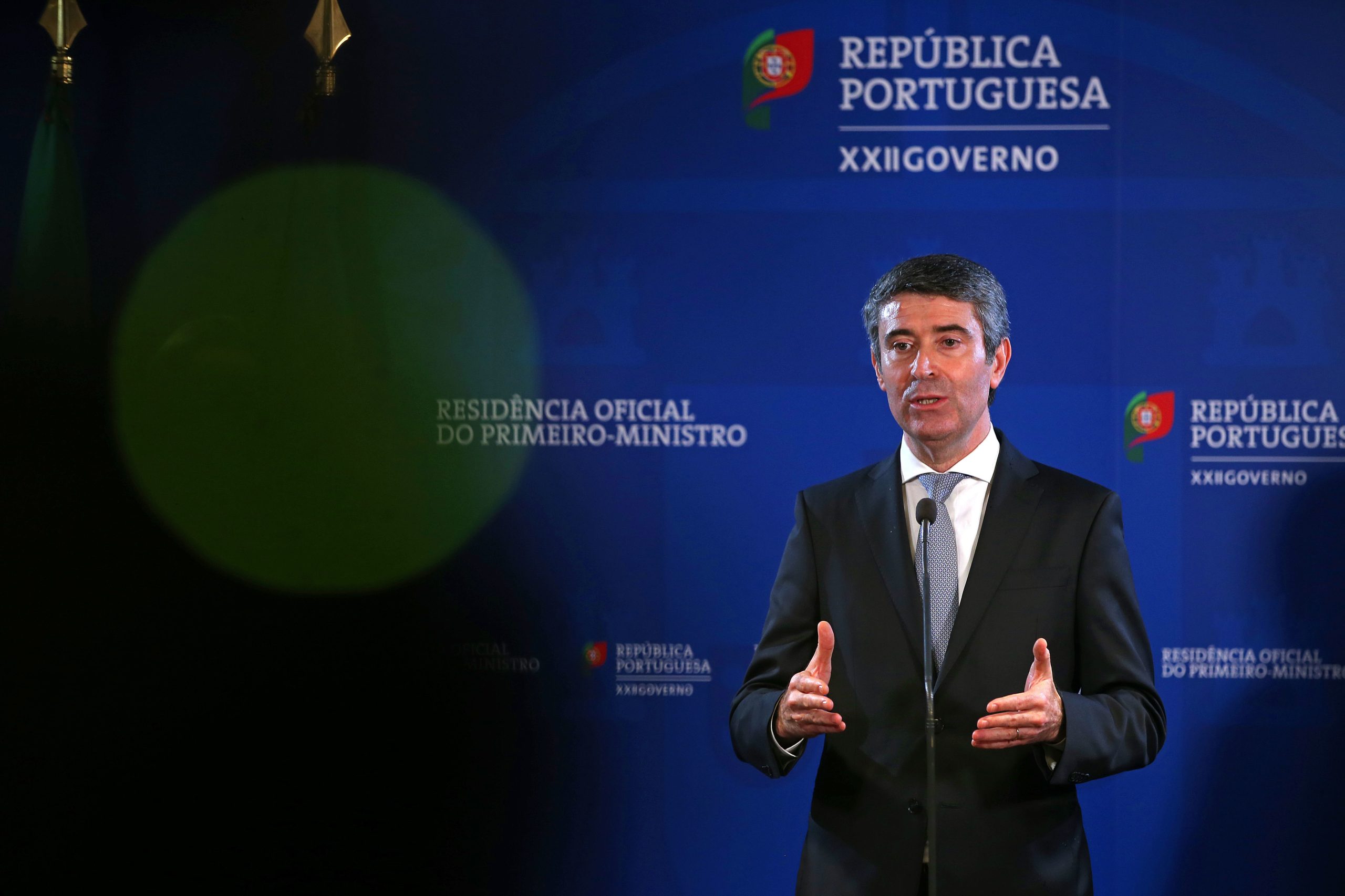 José Luís Carneiro (PS) declina candidatura à Câmara do Porto