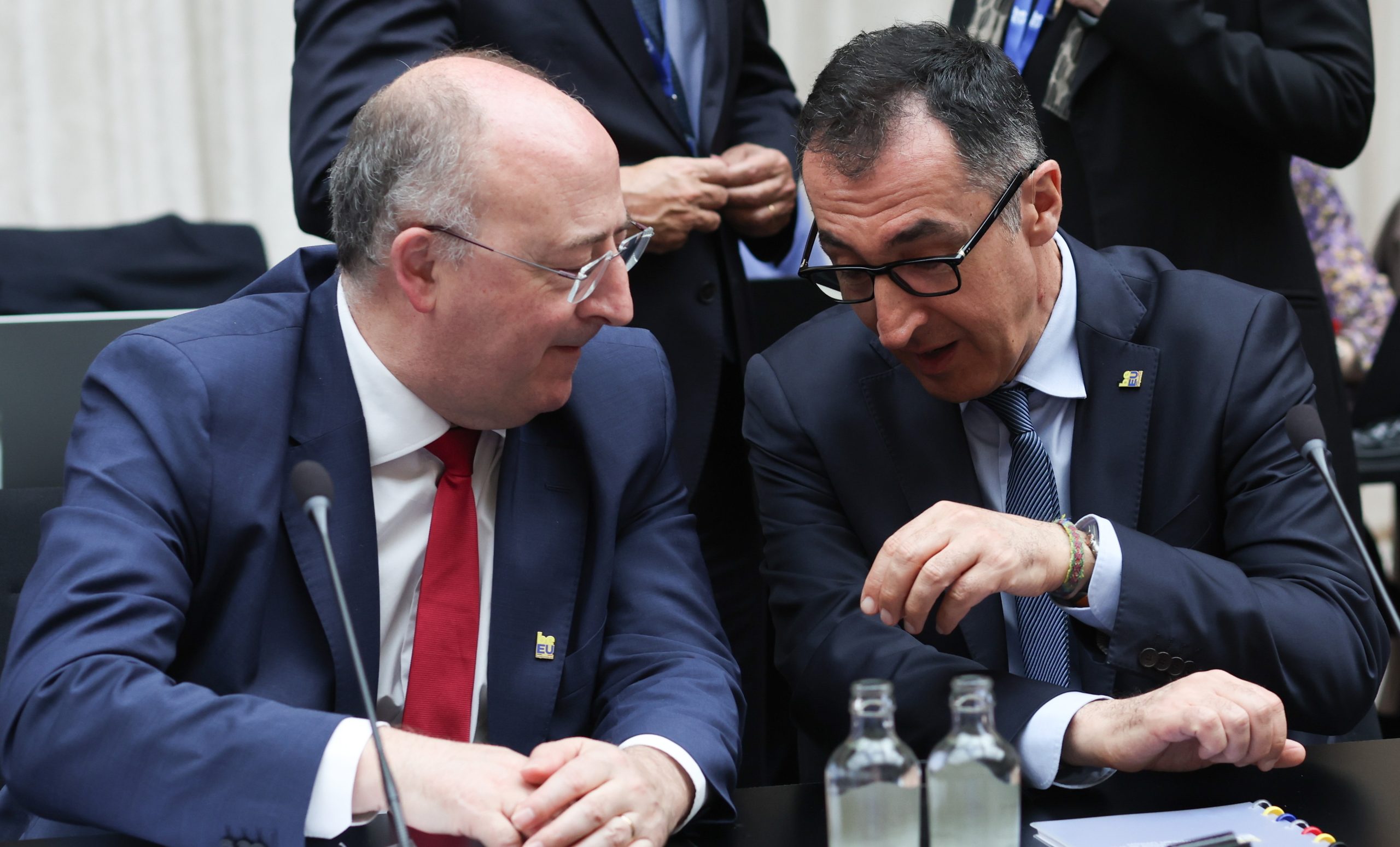 Ministro da Agricultura alerta para possível fim de apoios da UE à destilação