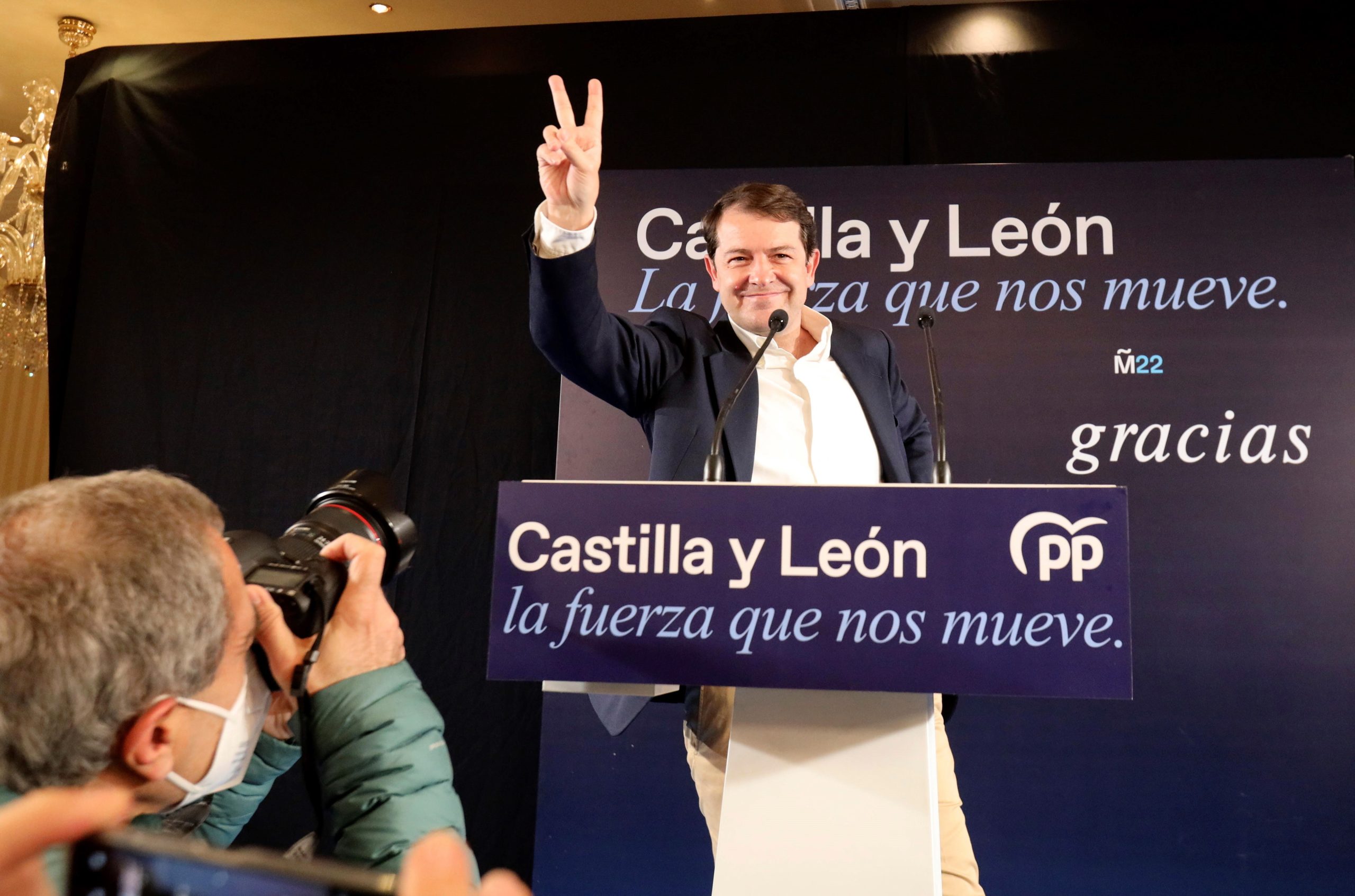 Extrema-direita entra pela primeira vez num governo regional em Espanha