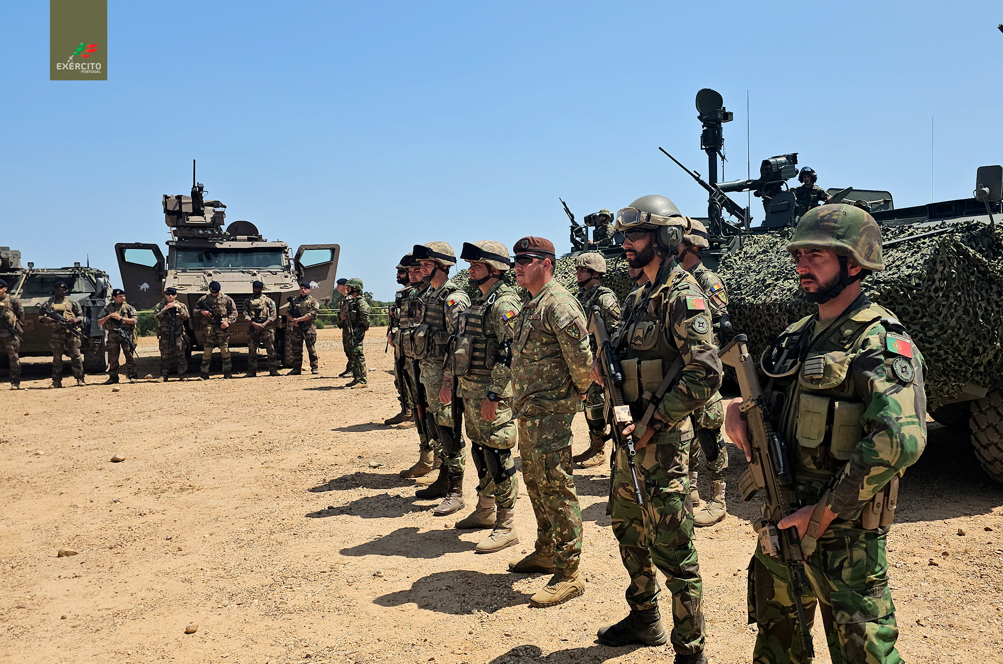 Granada de instrução deixa três militares feridos em Tancos