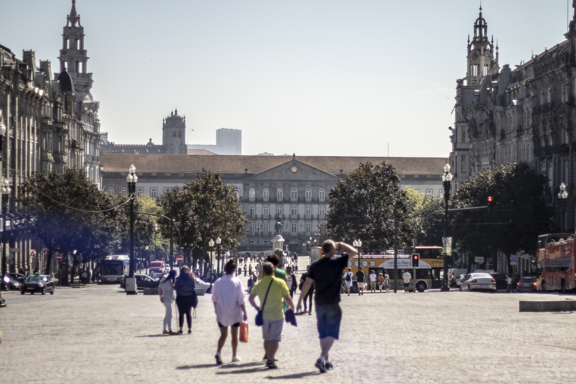 Câmara do Porto aprova consulta pública para reconhecer interesse do Hotel Aliados