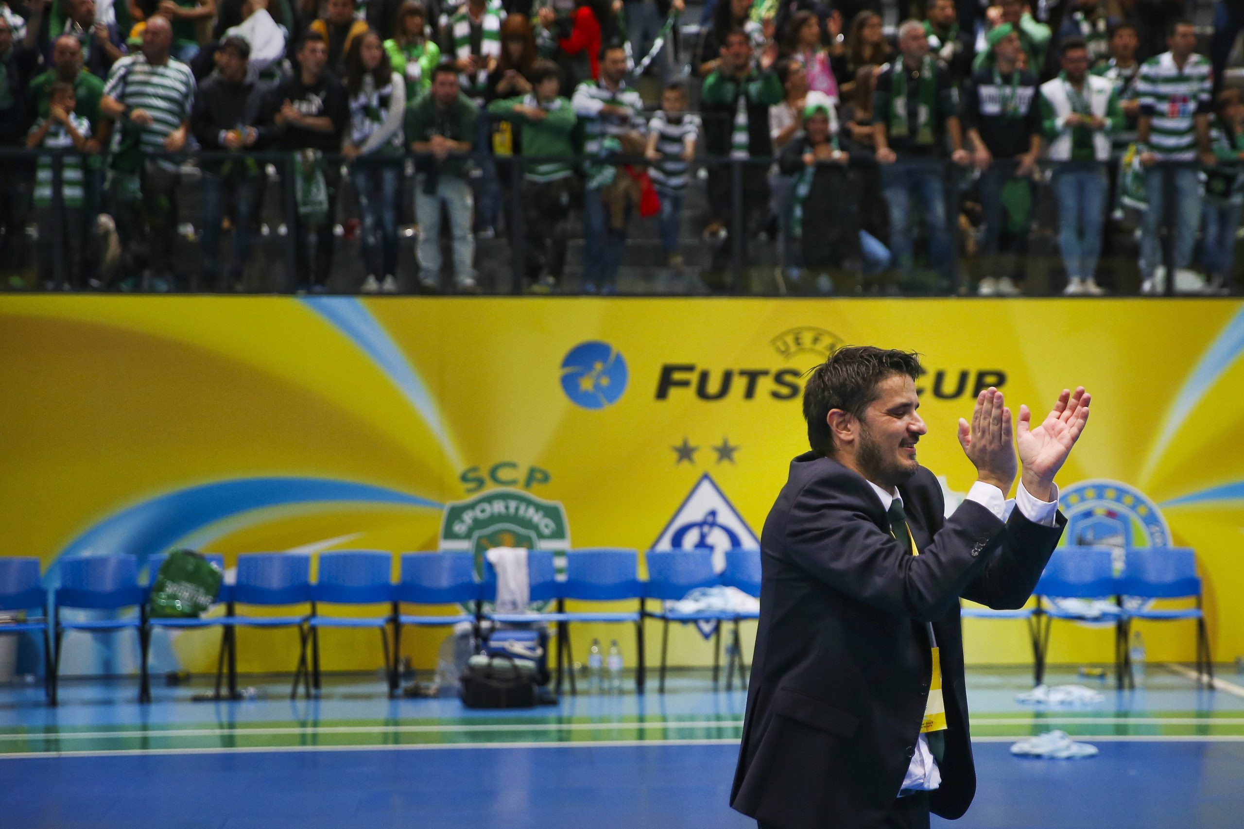 Futsal do Sporting apresenta-se para a nova época com o sonho do ‘tri’