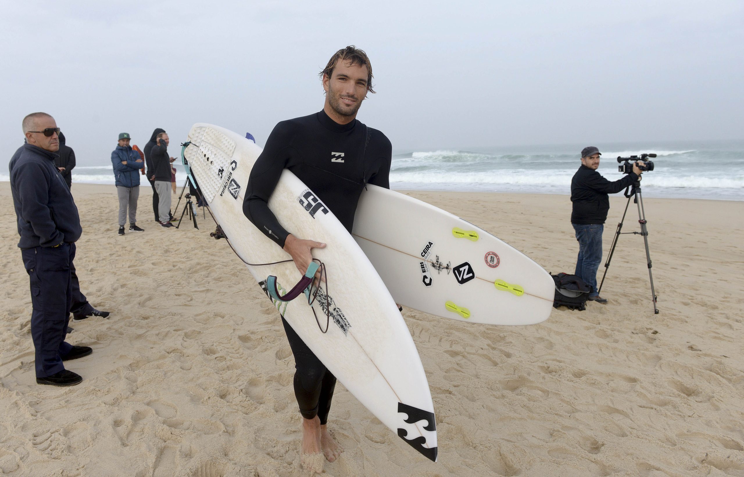 Frederico Morais subiu aos lugares de acesso ao circuito mundial de surf