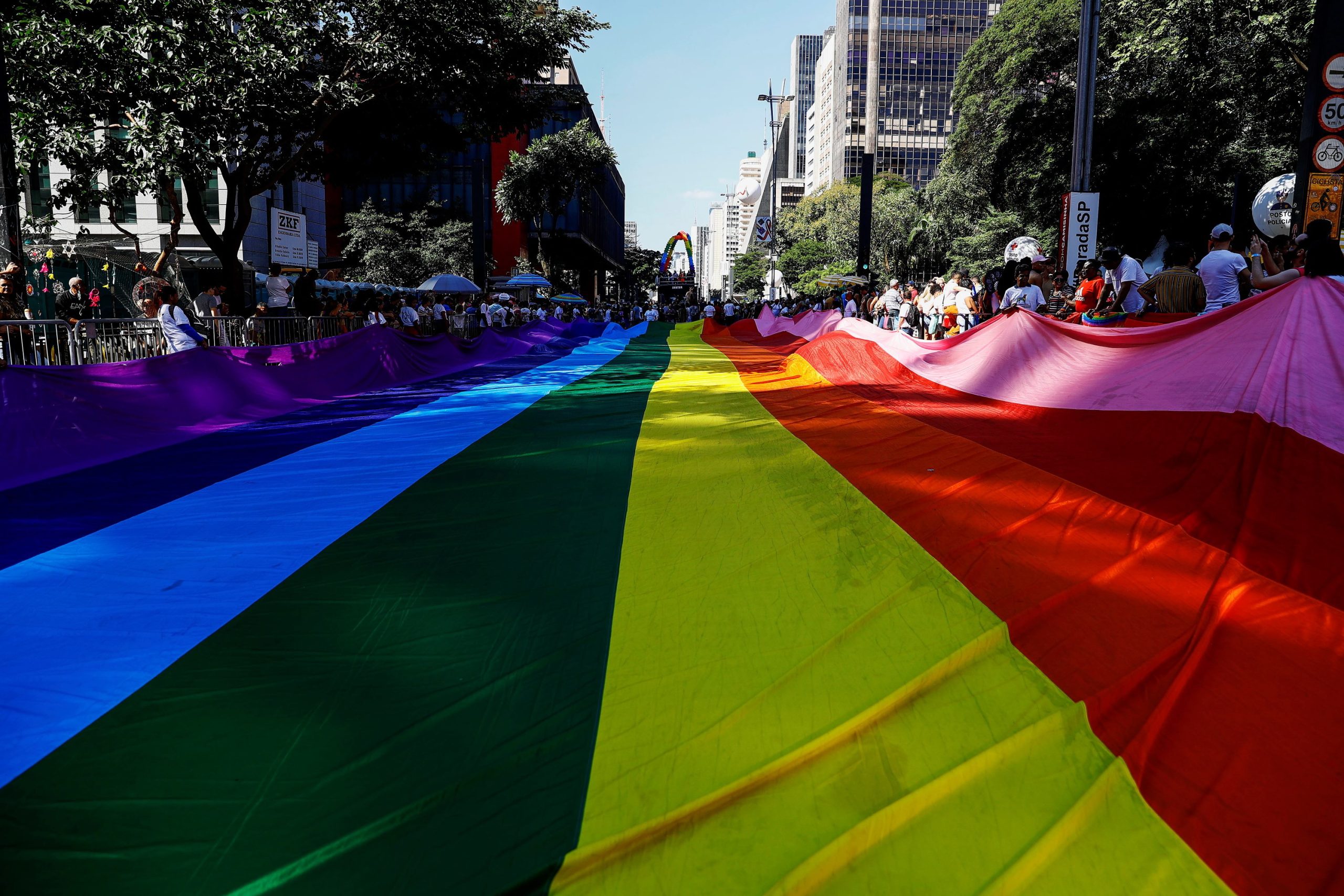 Manifestação LGBT em São Paulo marcada por discurso anti-Bolsonaro
