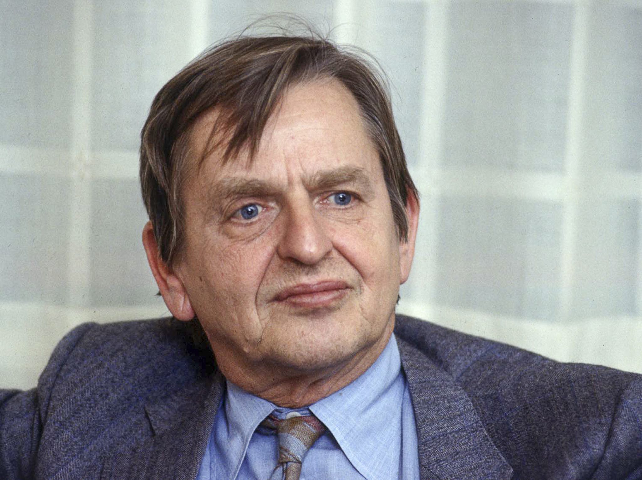 Suécia abandona investigação a assassinato de Olof Palme