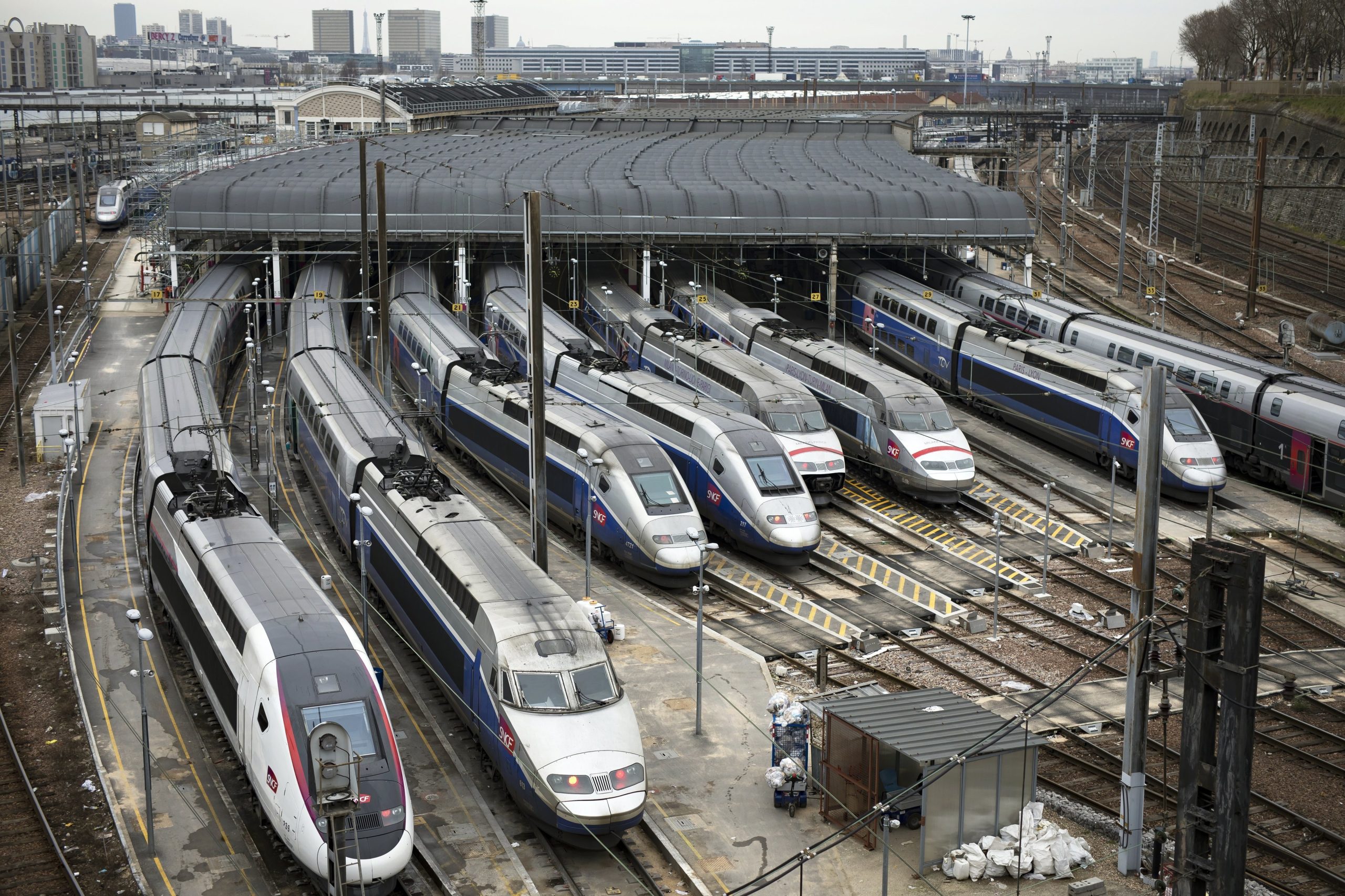 Rede de TGV em Paris alvo de “ataques massivos” no arranque dos Jogos Olímpicos. Perturbações duram até segunda-feira