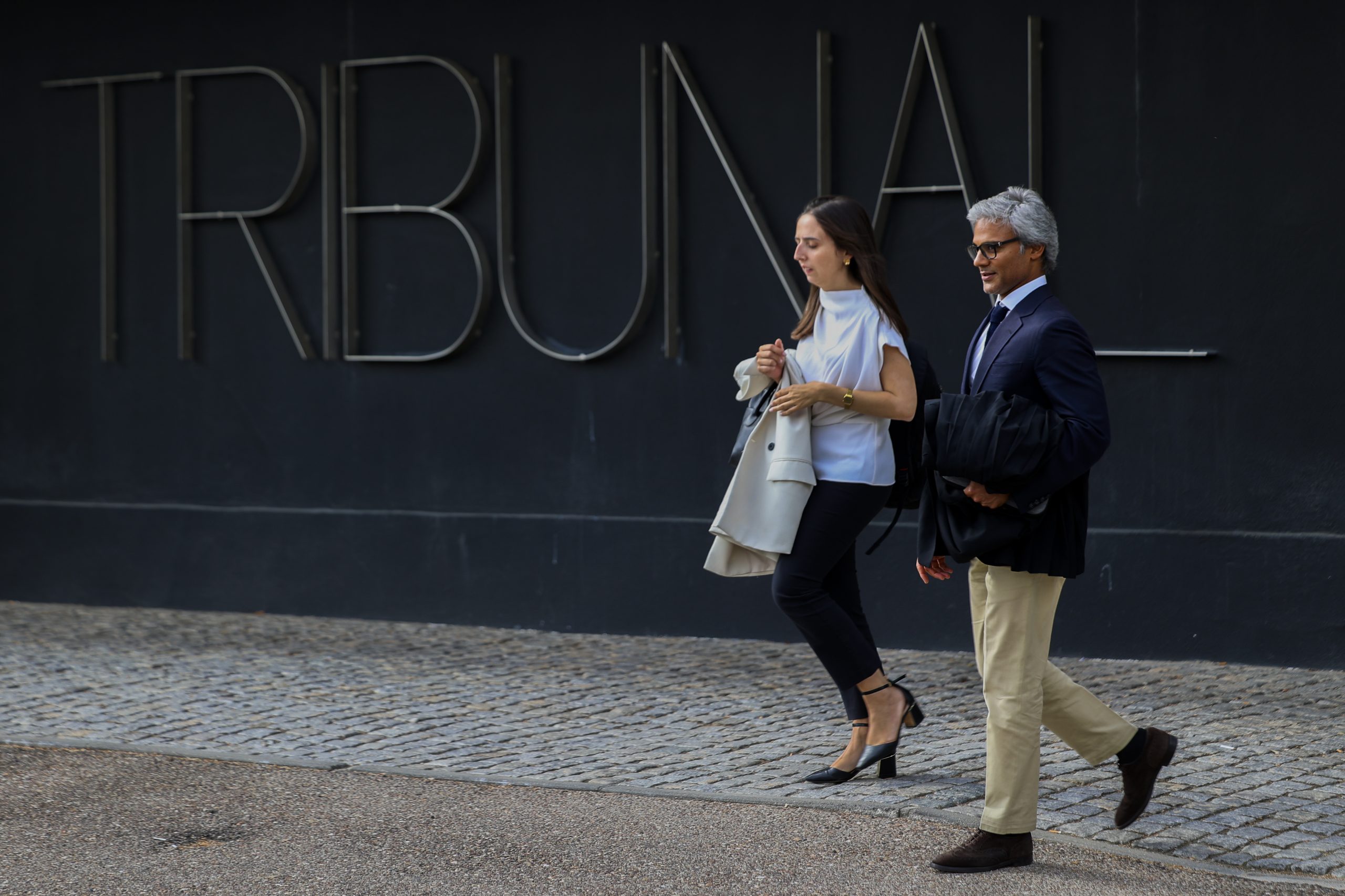 Bancos condenados a coimas de 225 milhões de euros vão recorrer da sentença