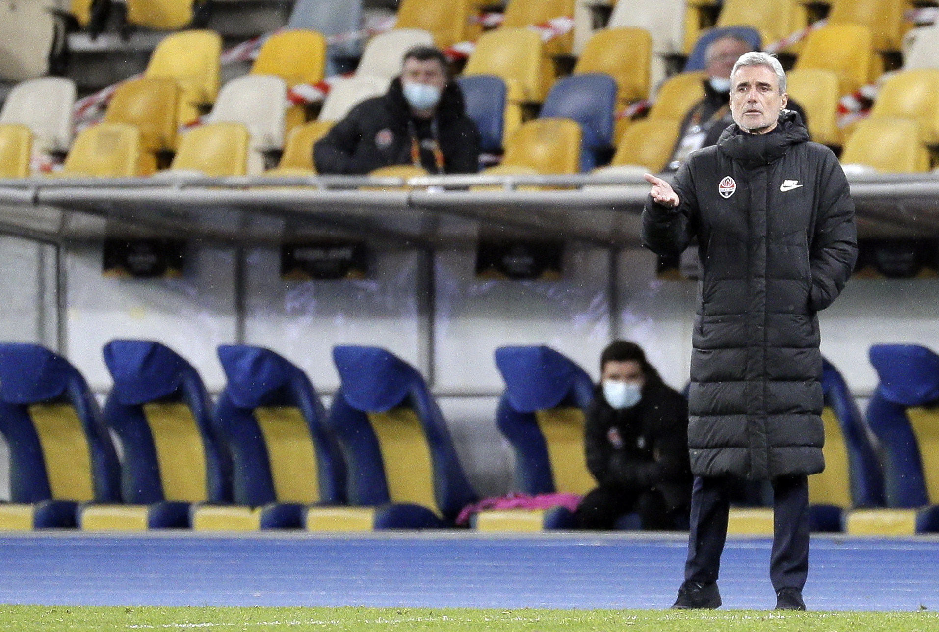 Shakhtar de Luís Castro perde e atrasa-se na perseguição ao líder Dímano Kiev