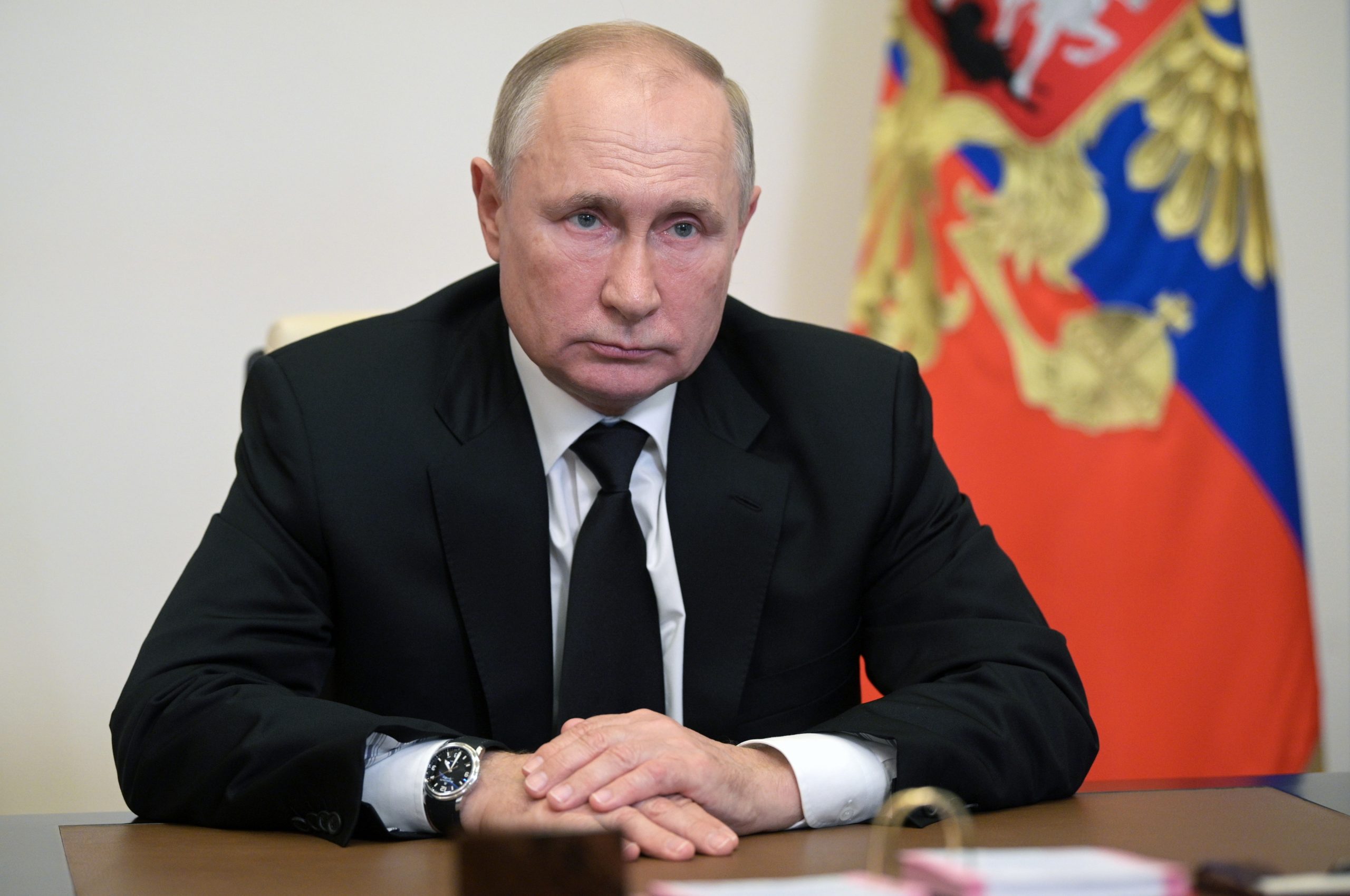 Putin classifica tiroteio em universidade como “grande desgraça” para a Rússia