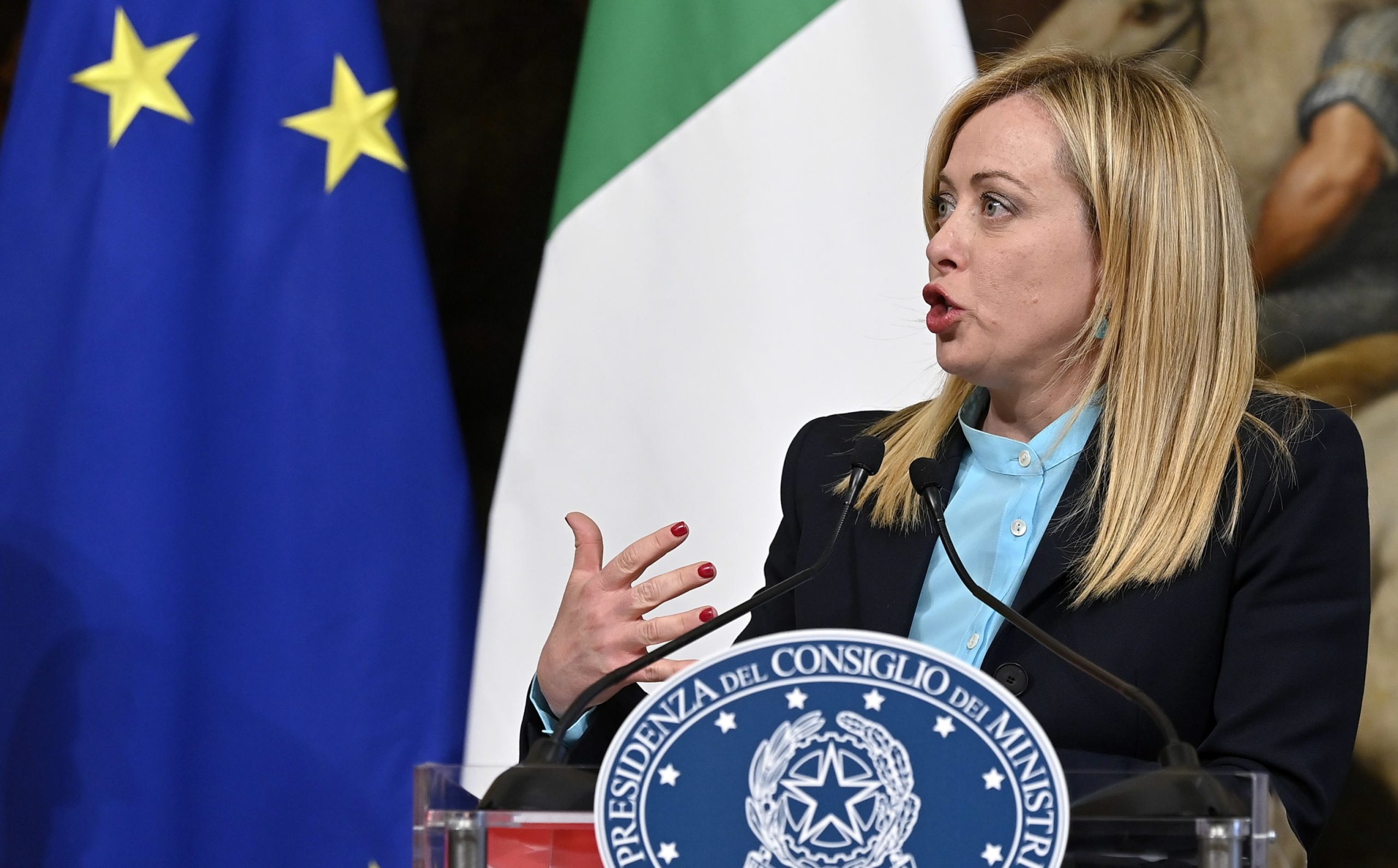 Governo italiano decreta estado de emergência migratório para facilitar deportações